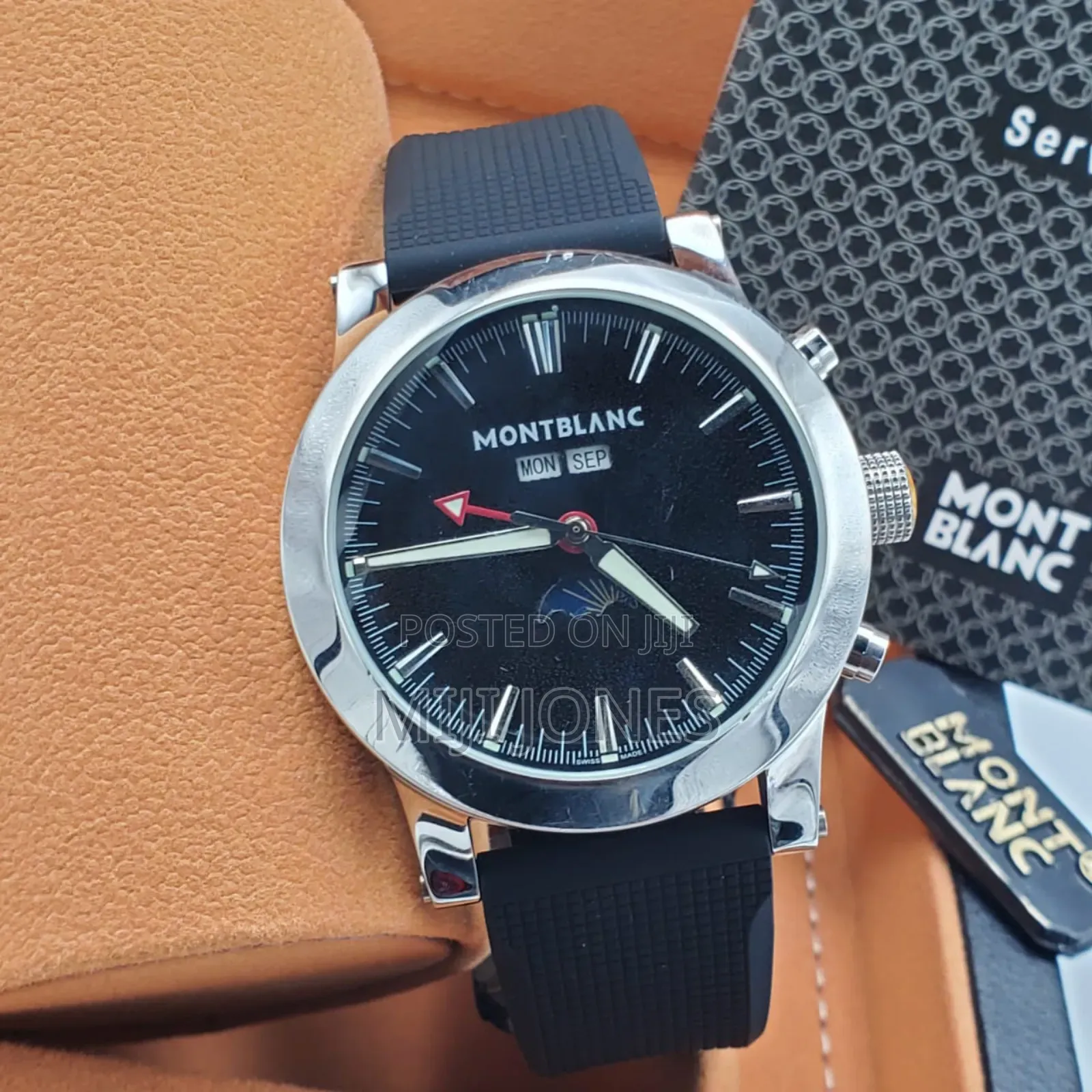 Mont Blanc Rubber Strap Mens Watch