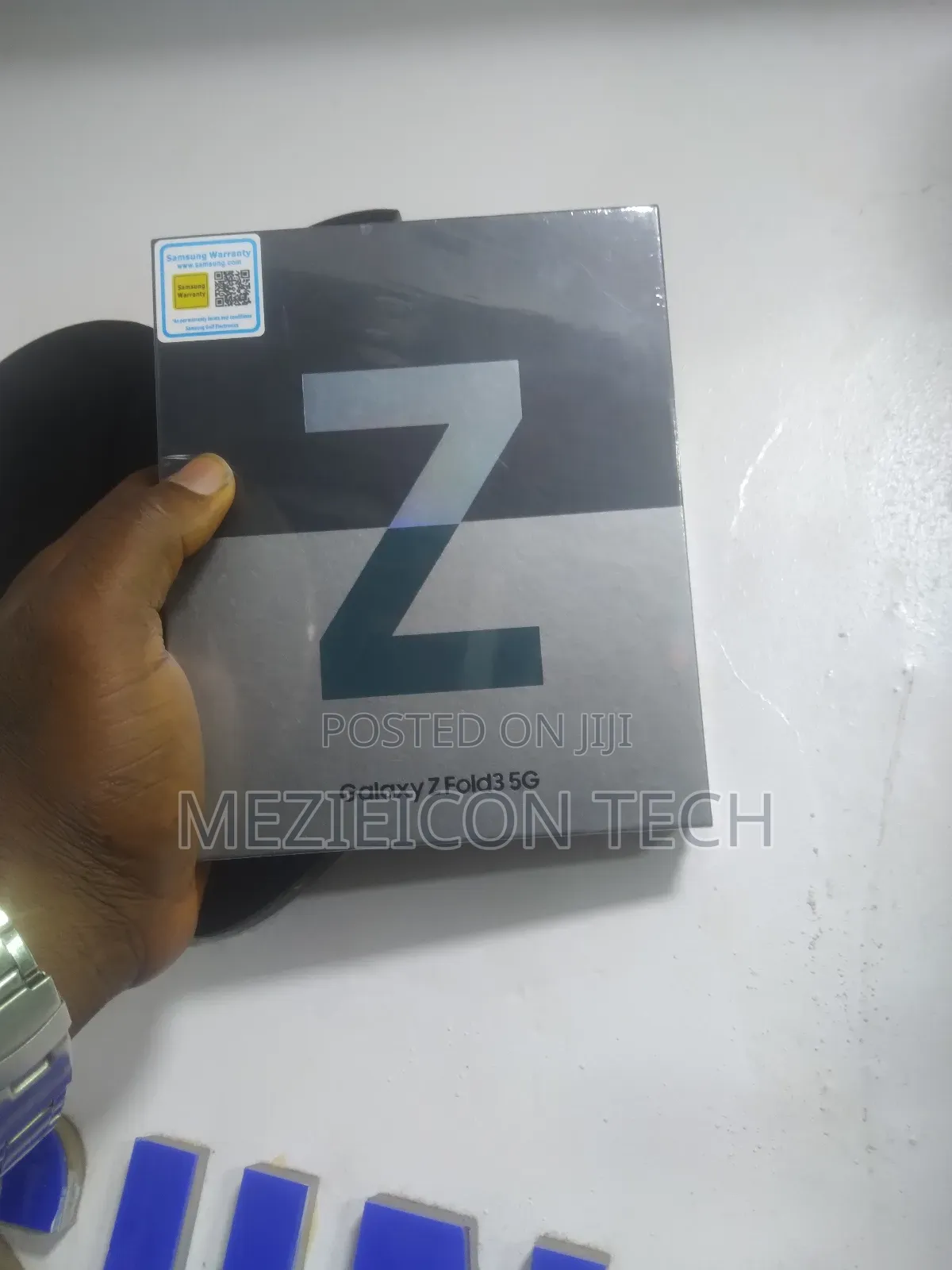 New Samsung Galaxy Z Fold3 5G 256 GB Silver