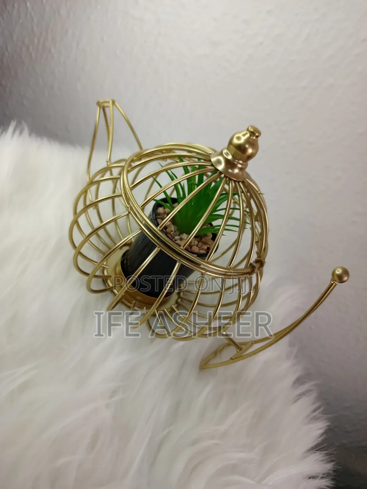 Gold Kettle Flower Vase for Shelves Tables 002
