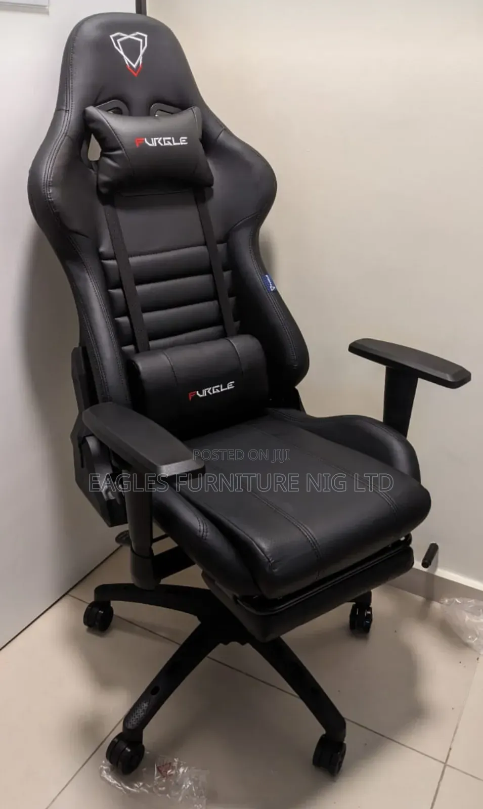 Luxury Executive Swivel Gaming Chair With Foot Rest
