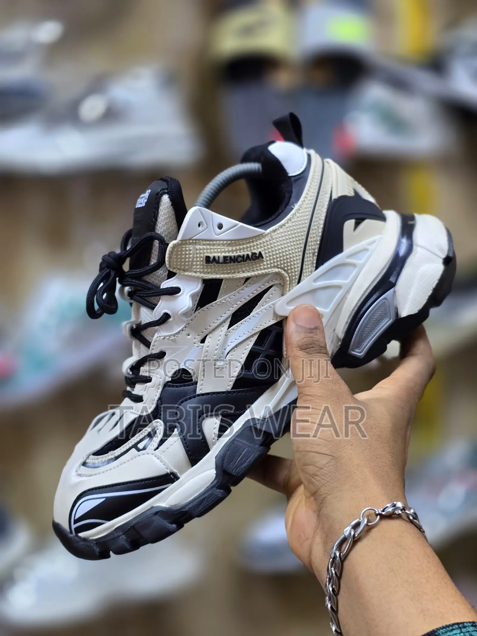 Fashionable Sneakers for Men