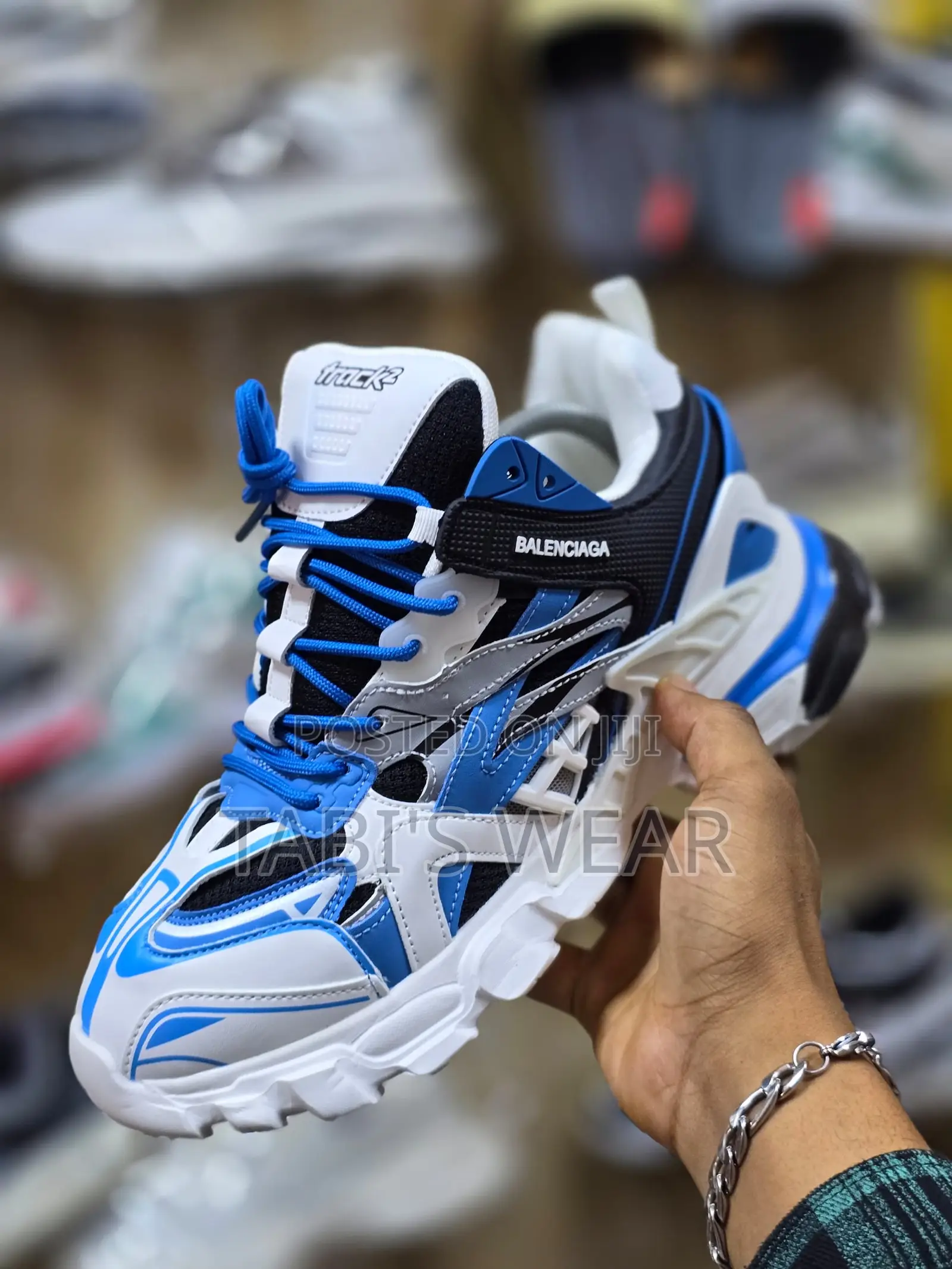 Fashionable Sneakers for Men