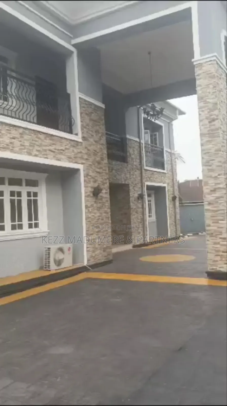 5bdrm Duplex in Woji , Port Harcourt for sale