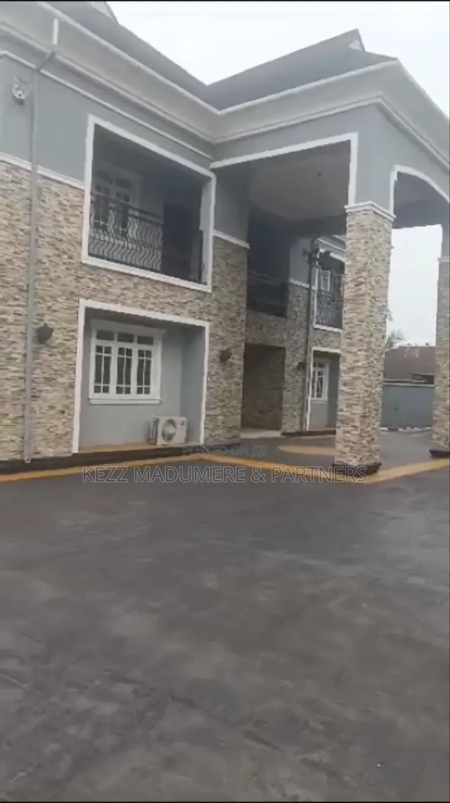 5bdrm Duplex in Woji , Port Harcourt for sale