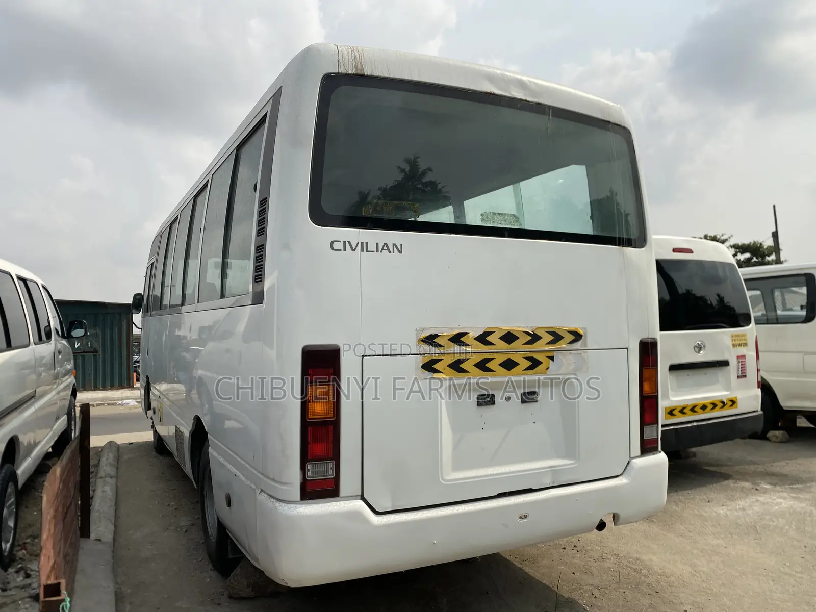 Nissan Civilian 2010 White