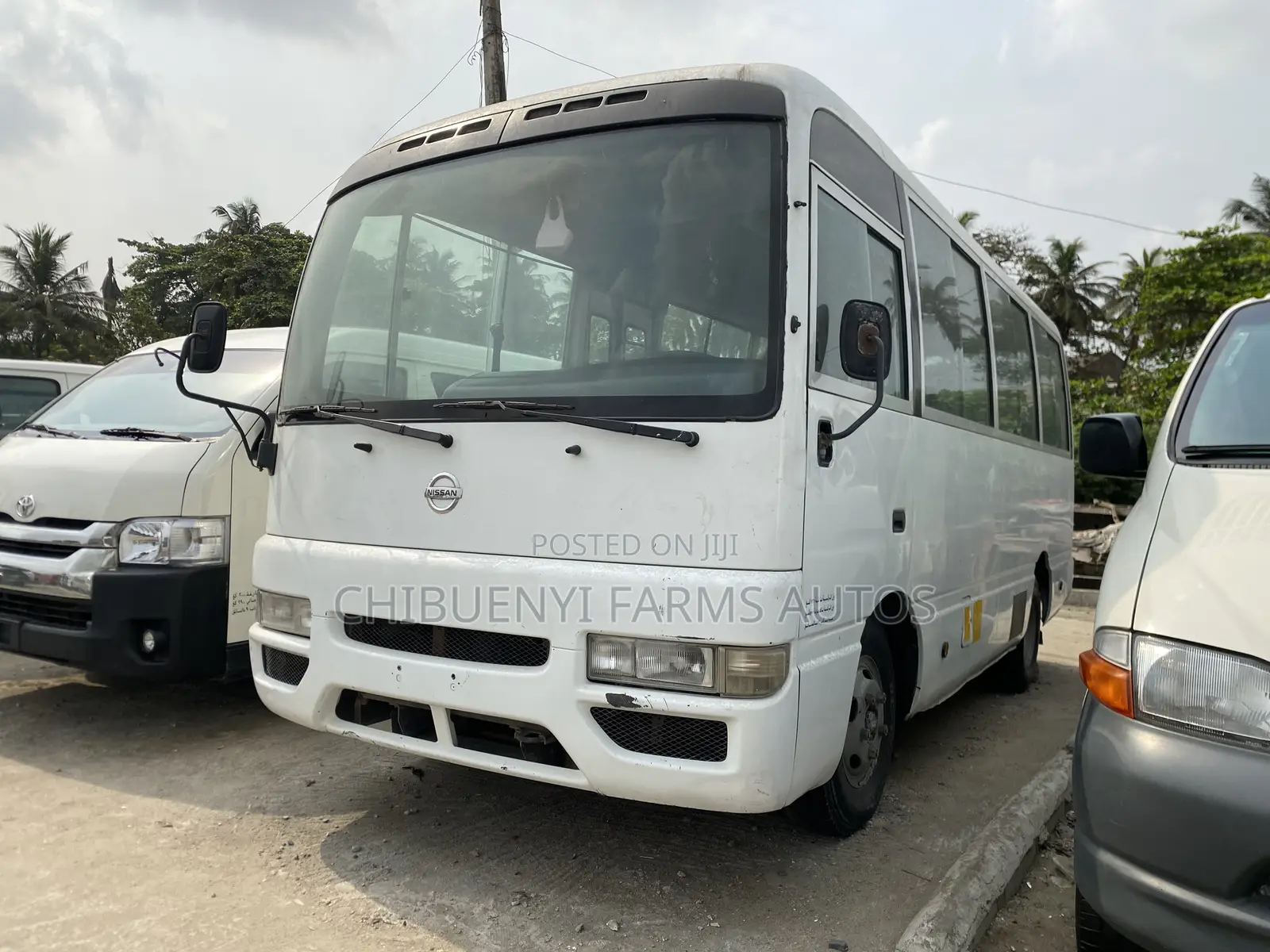 Nissan Civilian 2010 White