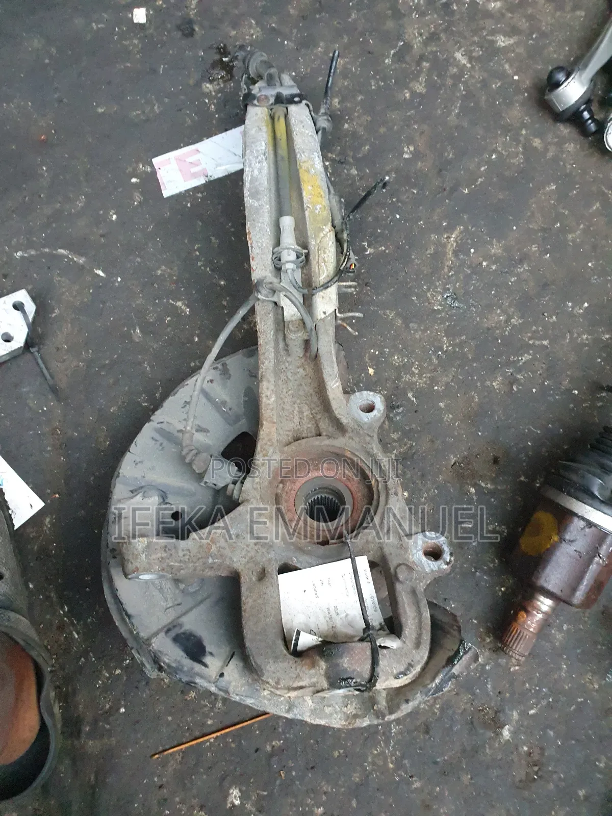 Front Hub Volkswagen Touareg and Porsche 2008