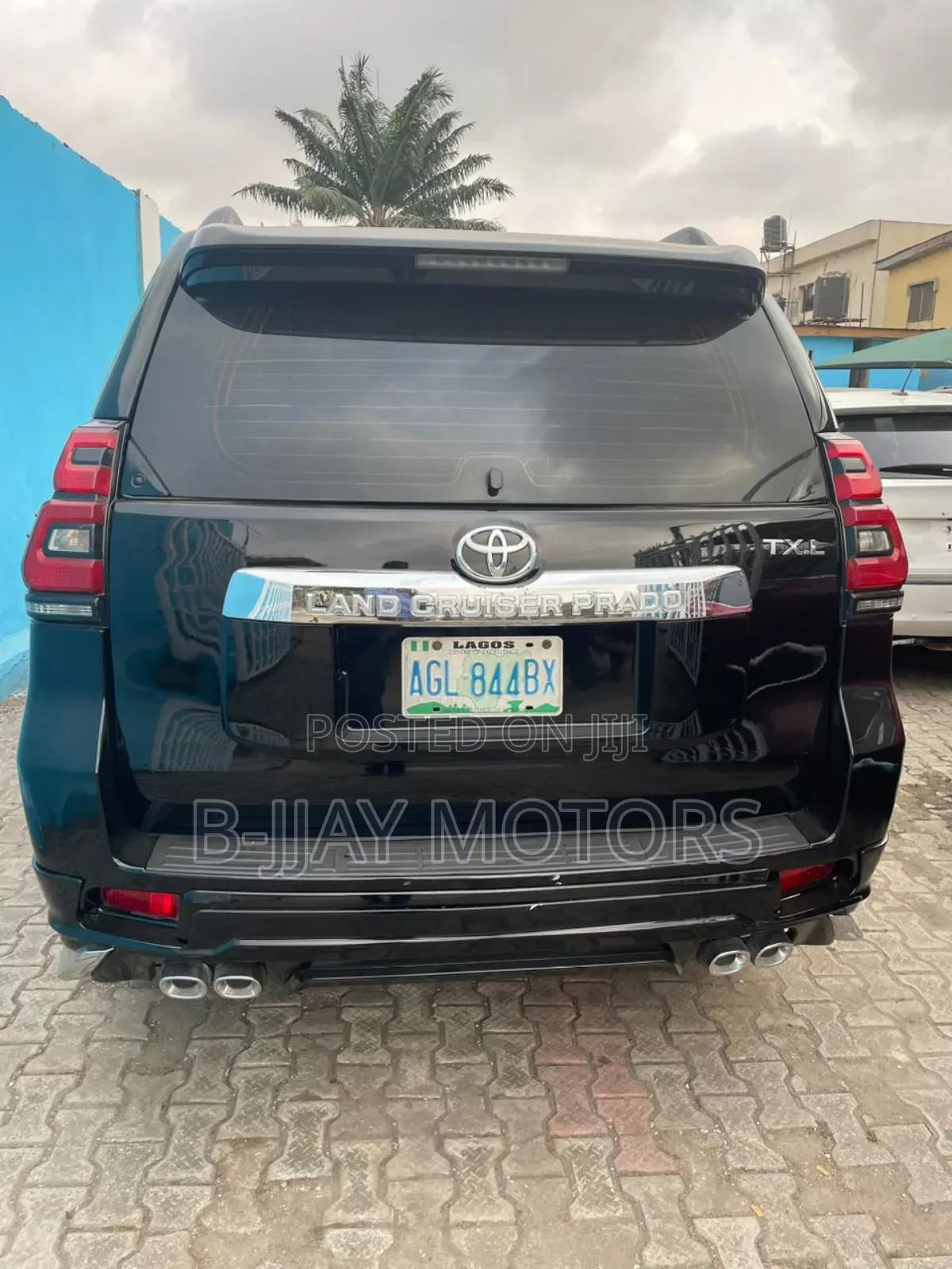 Toyota Land Cruiser Prado 2.7 i 2011 Black