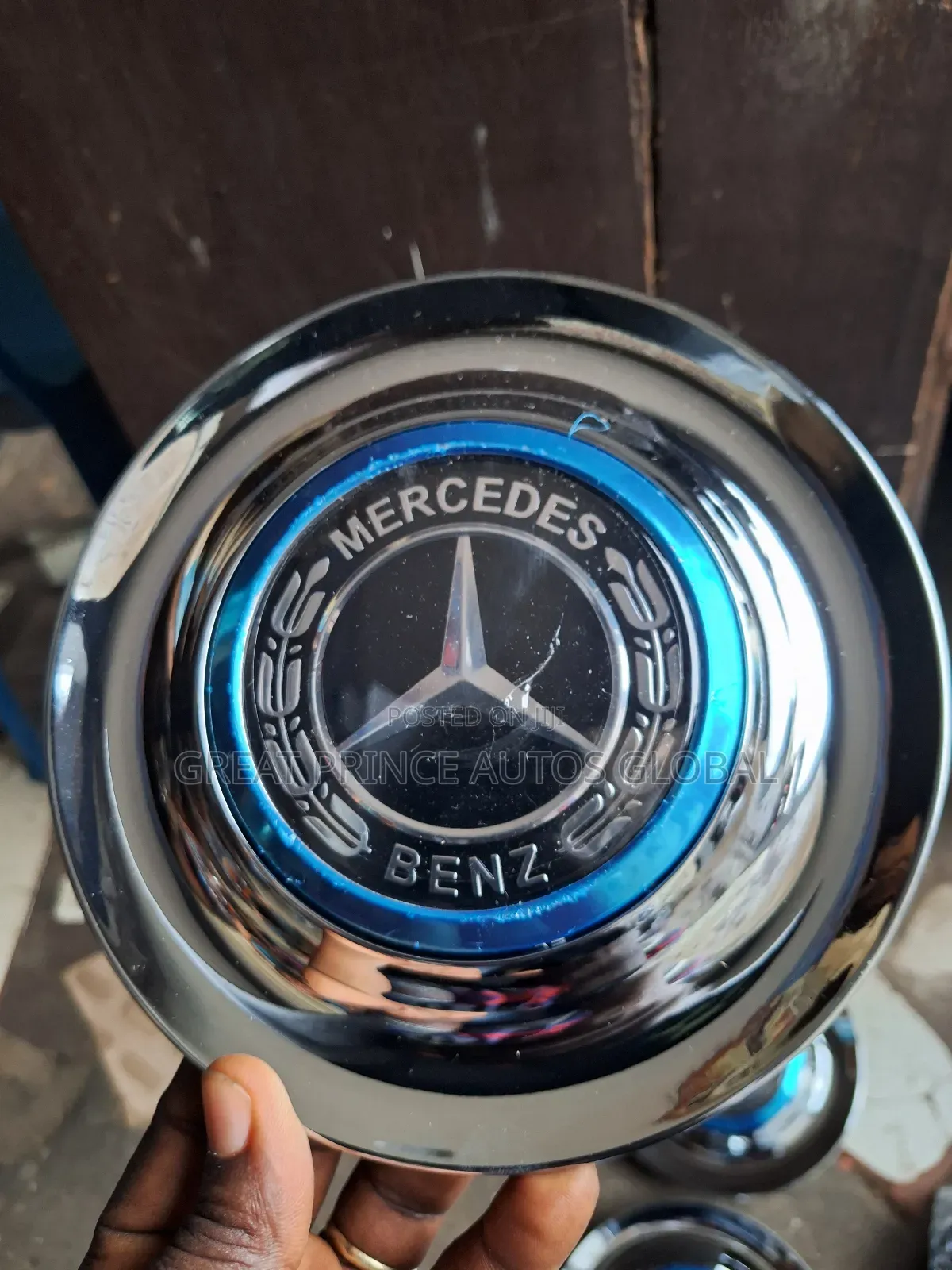 Mercedes Benz Rim Cover