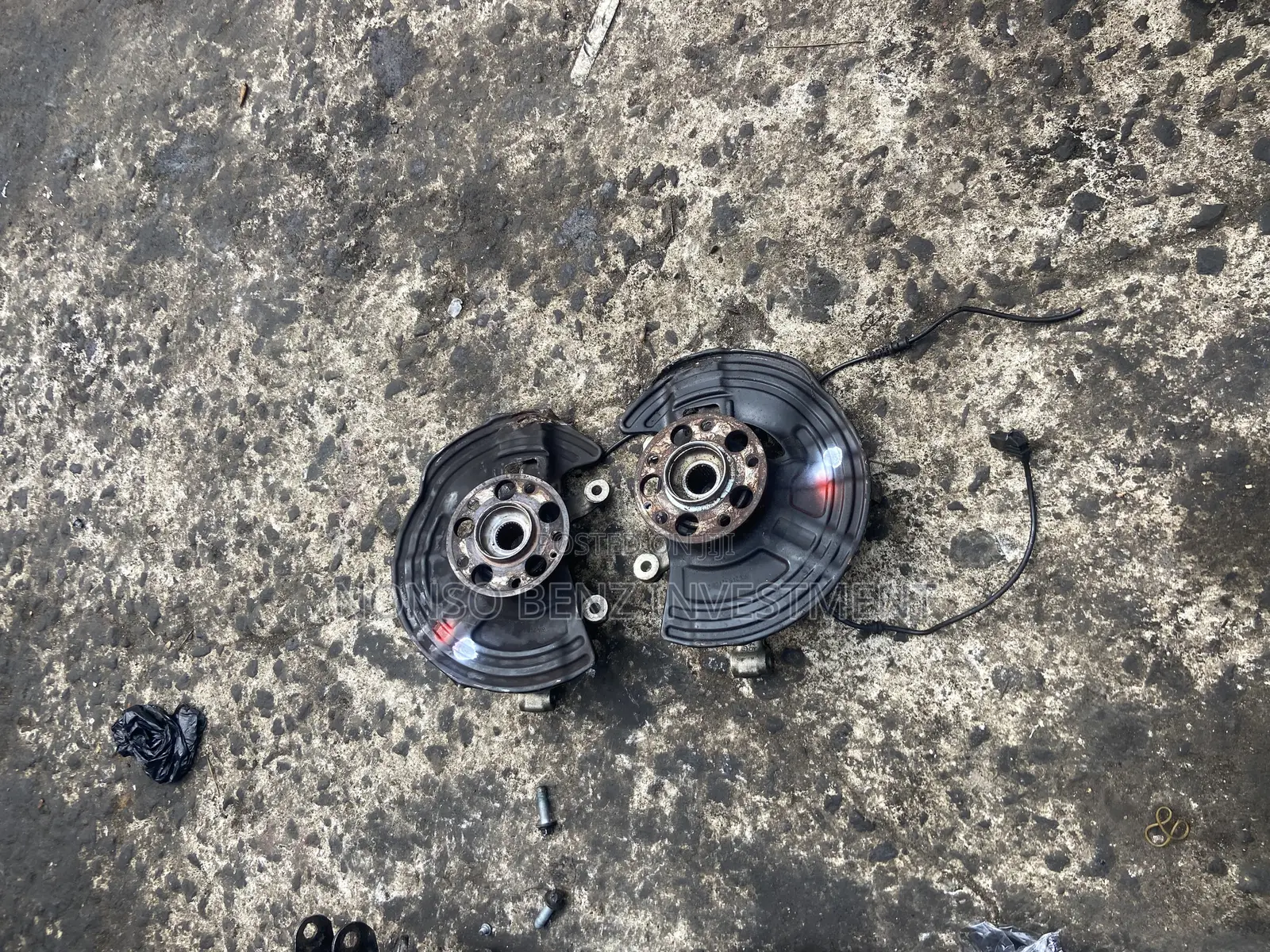 Set of Front Hub Cla, Gla