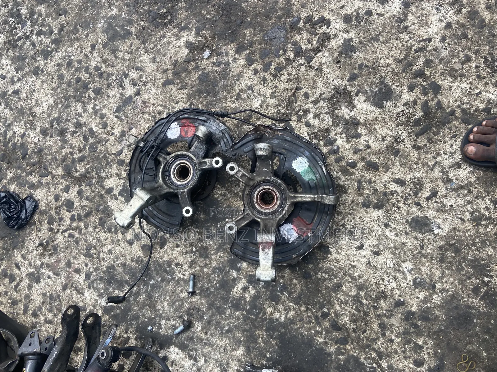 Set of Front Hub Cla, Gla