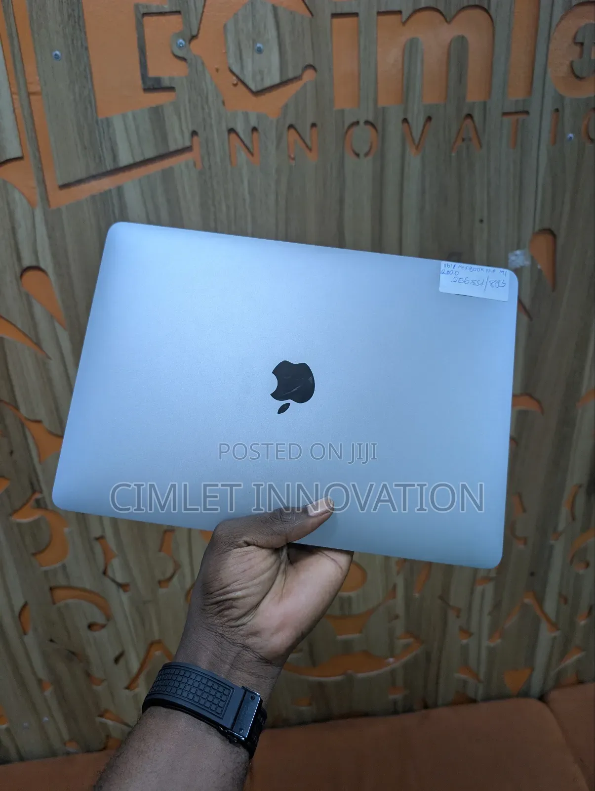 Laptop Apple MacBook Pro 2020 M1 8GB Apple M1 SSD 256GB