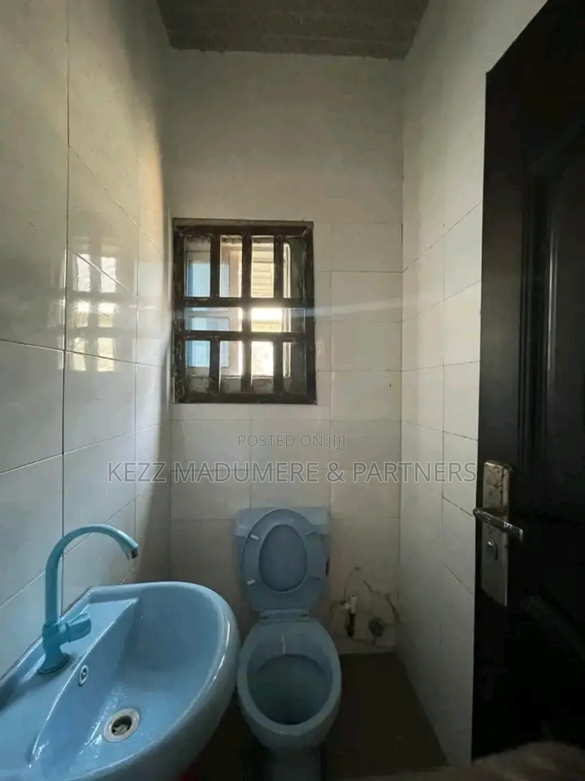 4bdrm Bungalow in Eneka Road , for sale