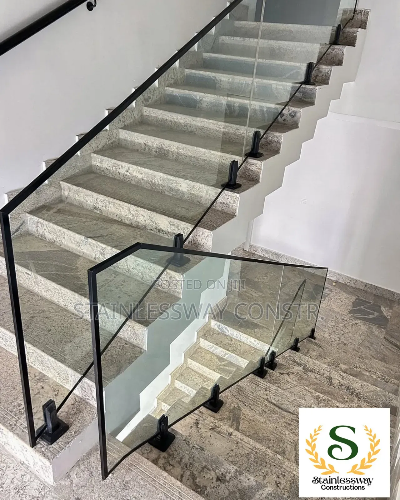 Black Touch Spigot/Fitting Glass Railing