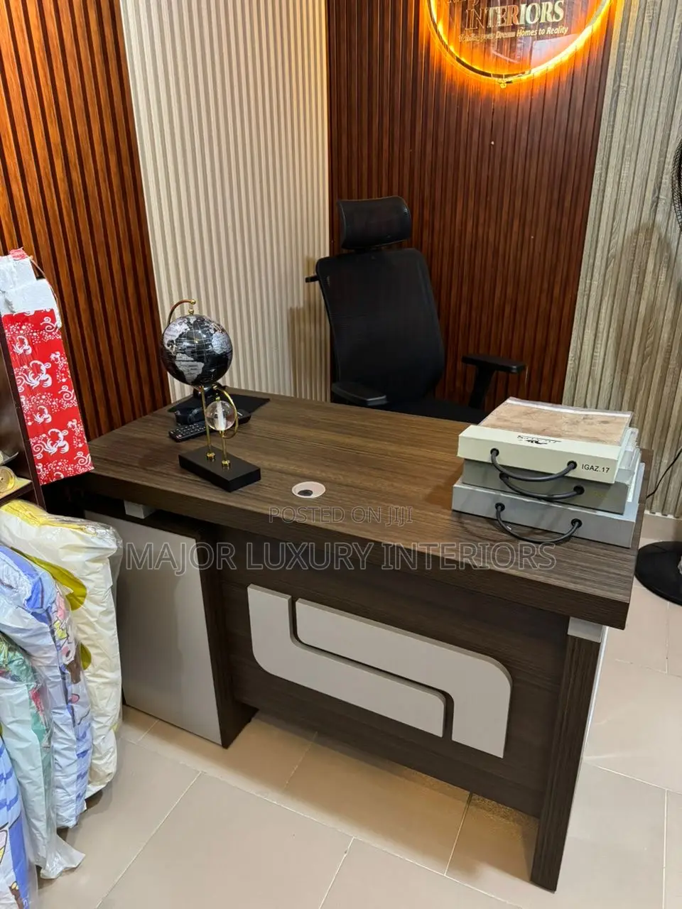 Executive Office Table And Chair Original