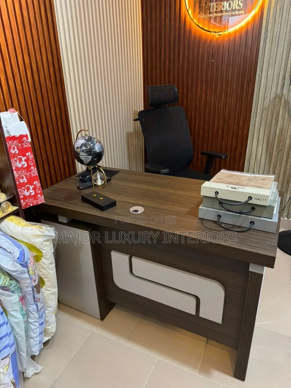 Executive Office Table And Chair Original
