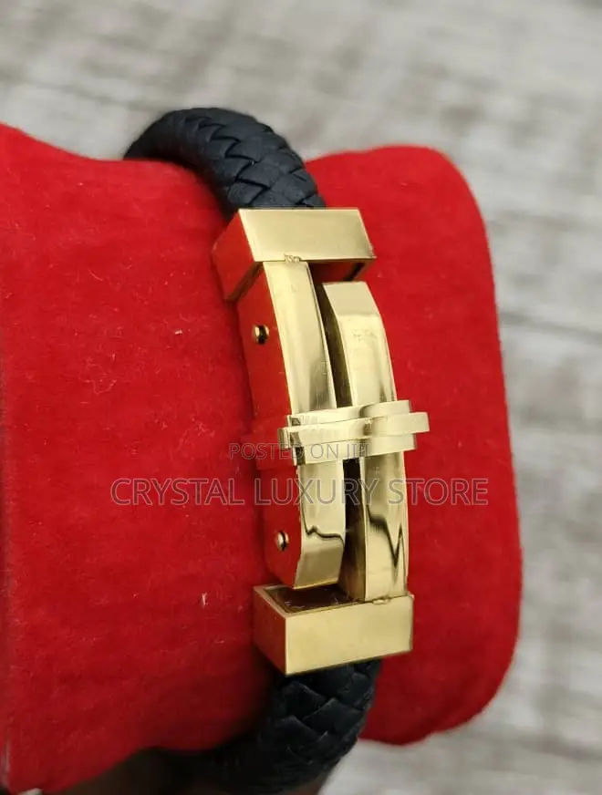 High Quality Luxury Men Genuine Leather Hand Bracelet