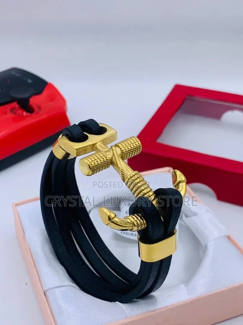 High Quality Luxury Men Genuine Leather Hand Bracelet