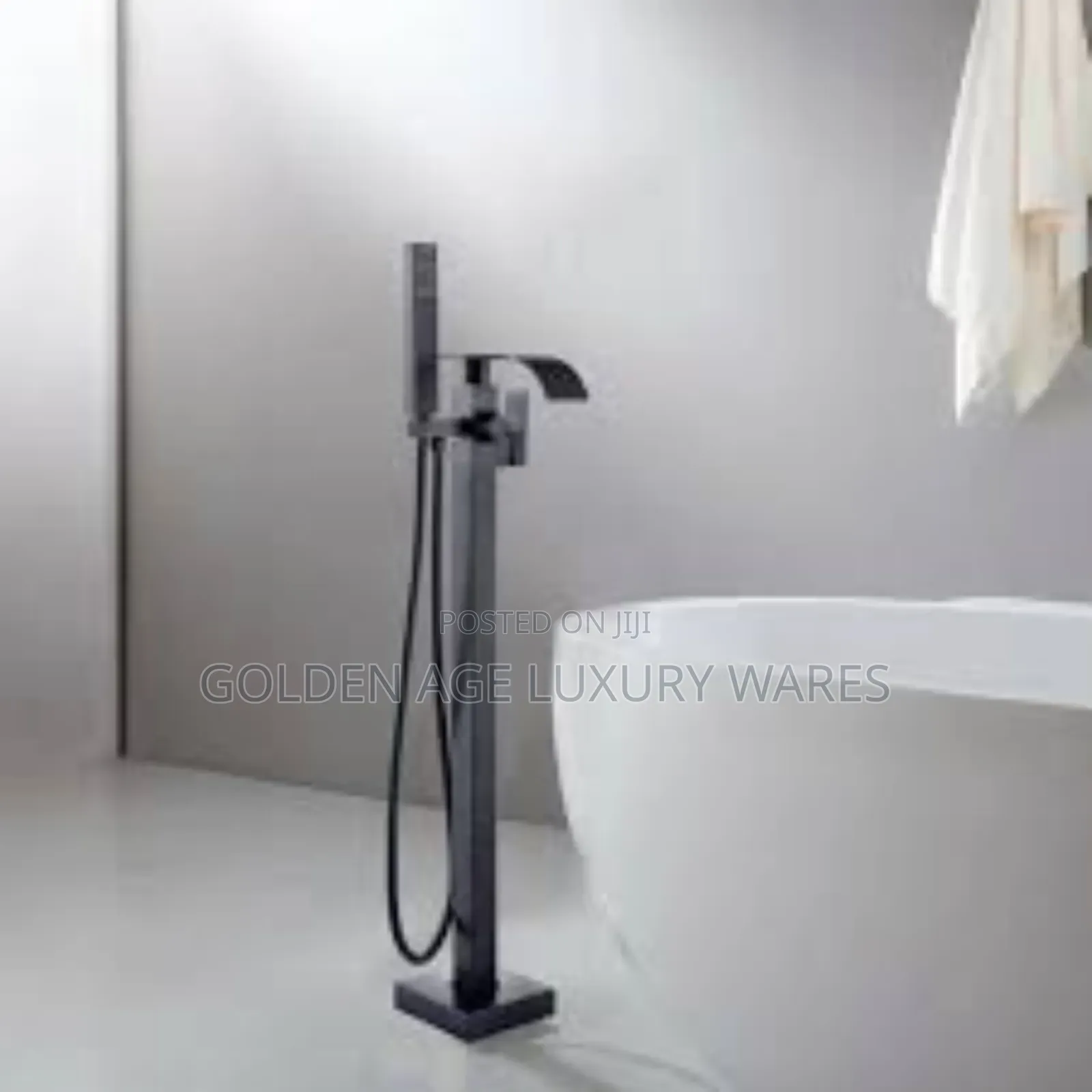 Waterfall Standing Bathtub Mixer
