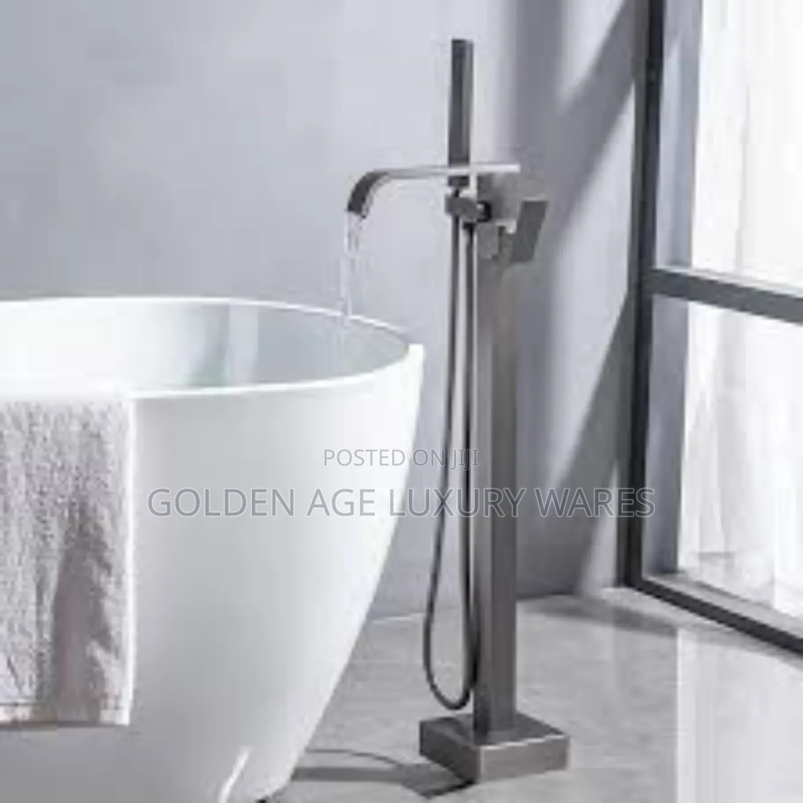 Waterfall Standing Bathtub Mixer