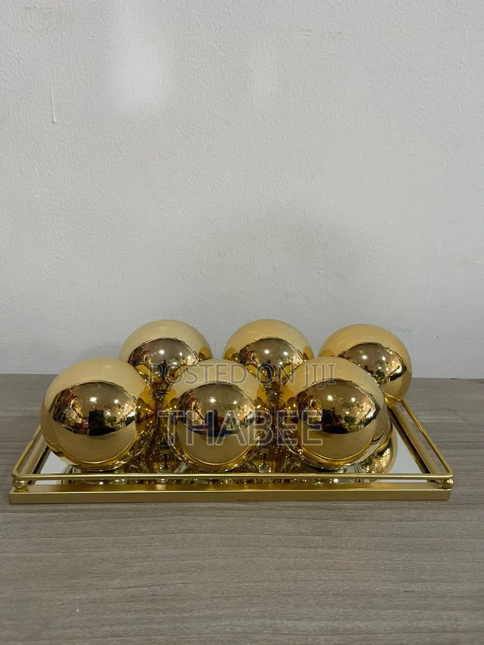 Gold Props Balls in Mirror Tray
