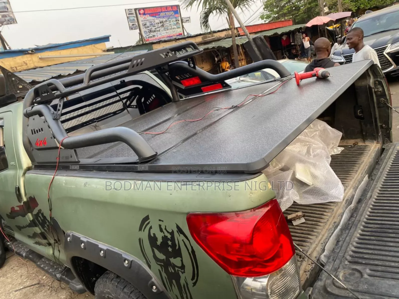 Booth Cover Fiber Folding With Off Road Spoiler :"%/0*,