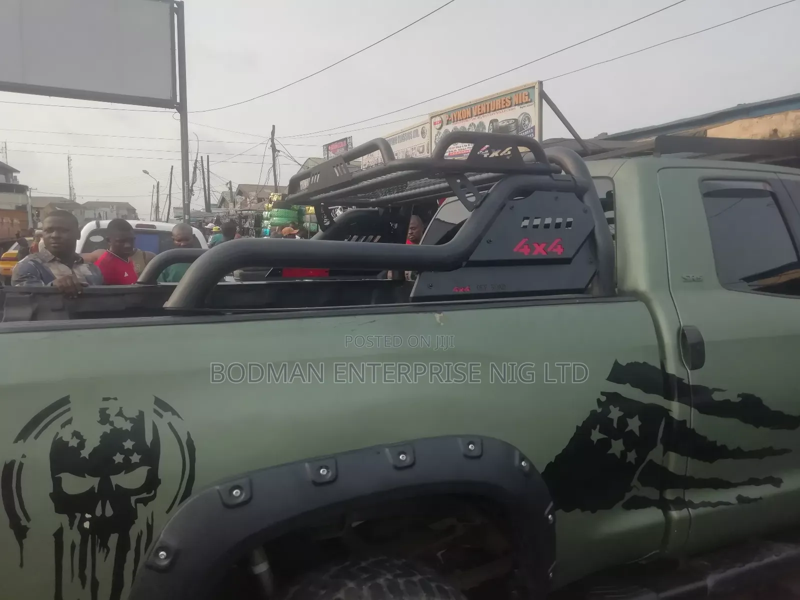 Booth Cover Fiber Folding With Off Road Spoiler :"%/0*,