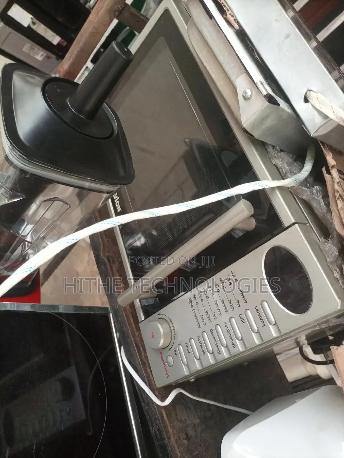 Microwave Oven