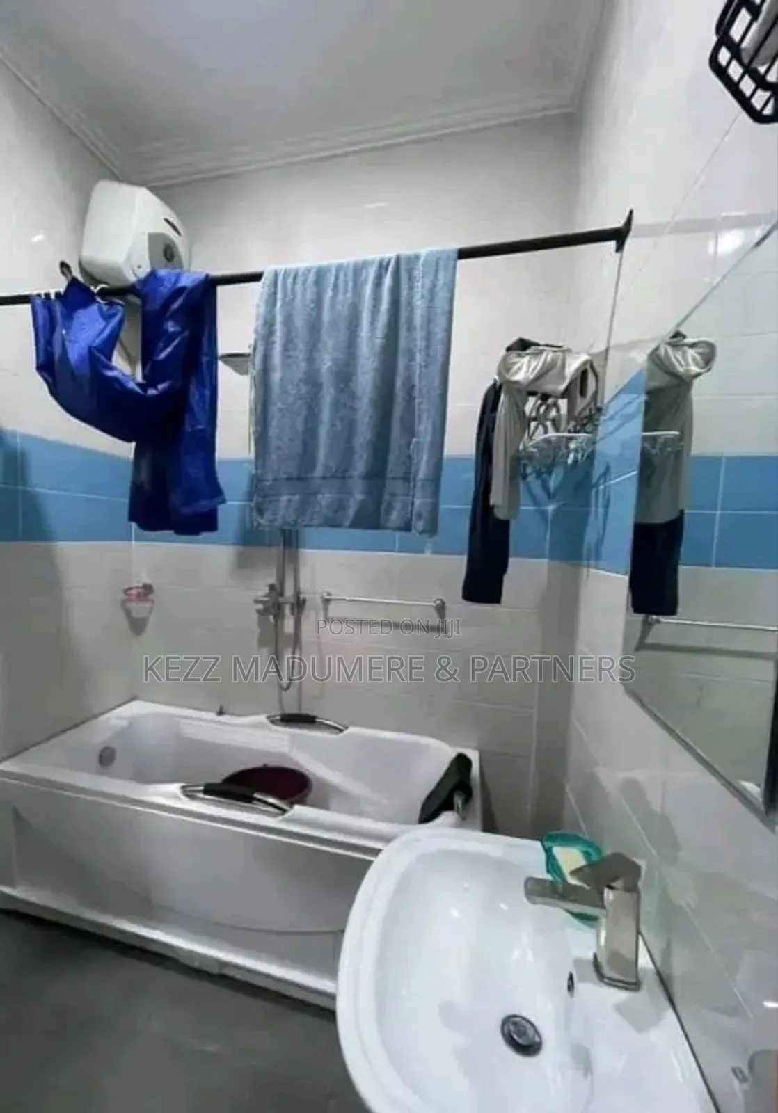 6bdrm Duplex in Stadium Road , Port for sale