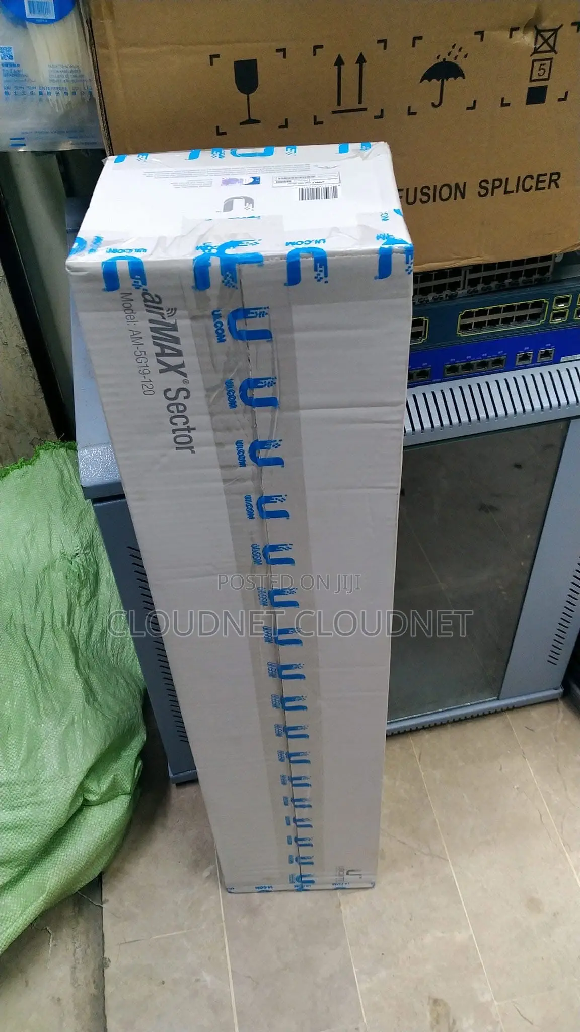 *Ubiquiti AM-5G19-120 Airmax Sector Antenna