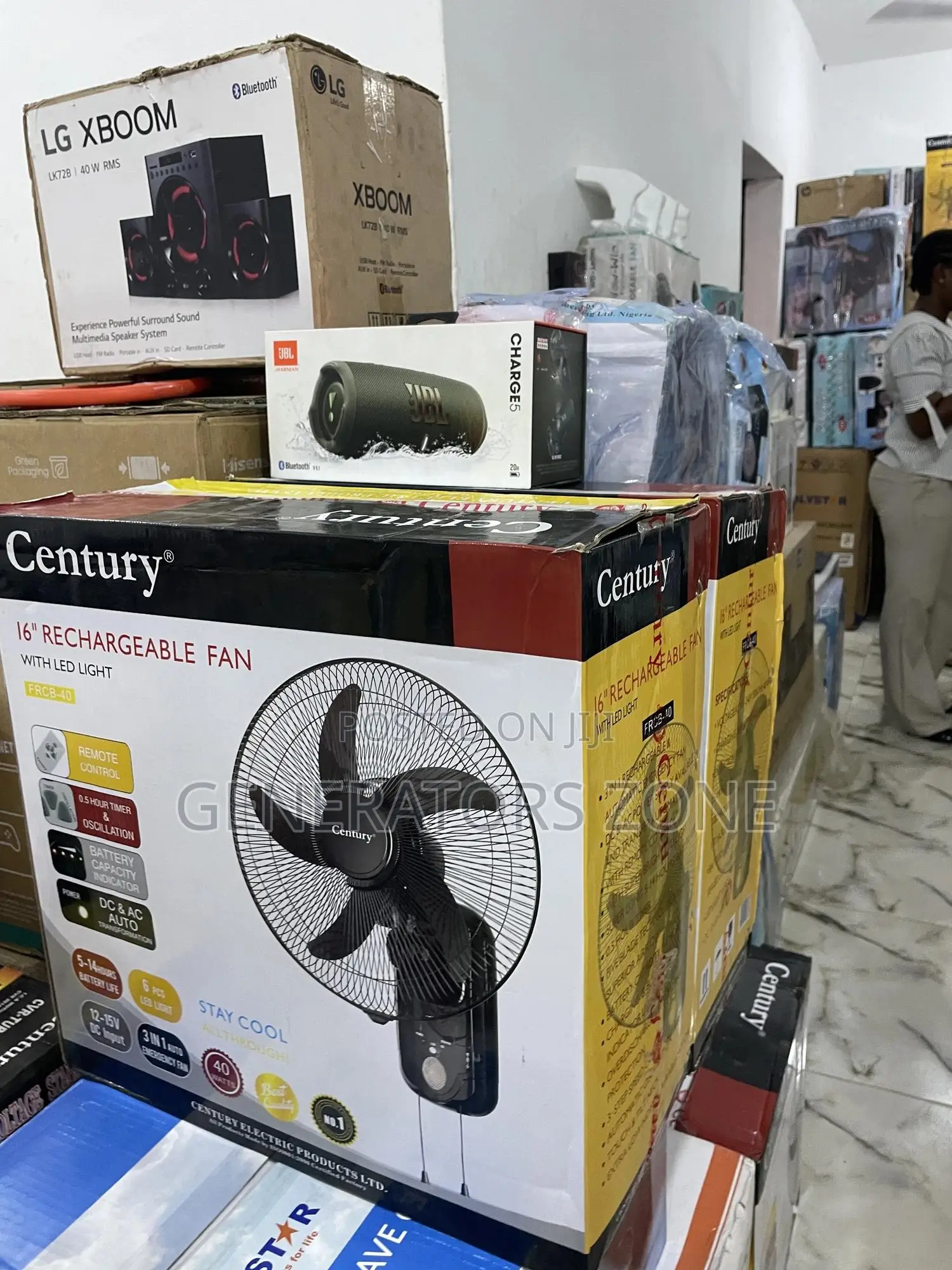 Low Power Consumption Century 16" Recheargeable Fan