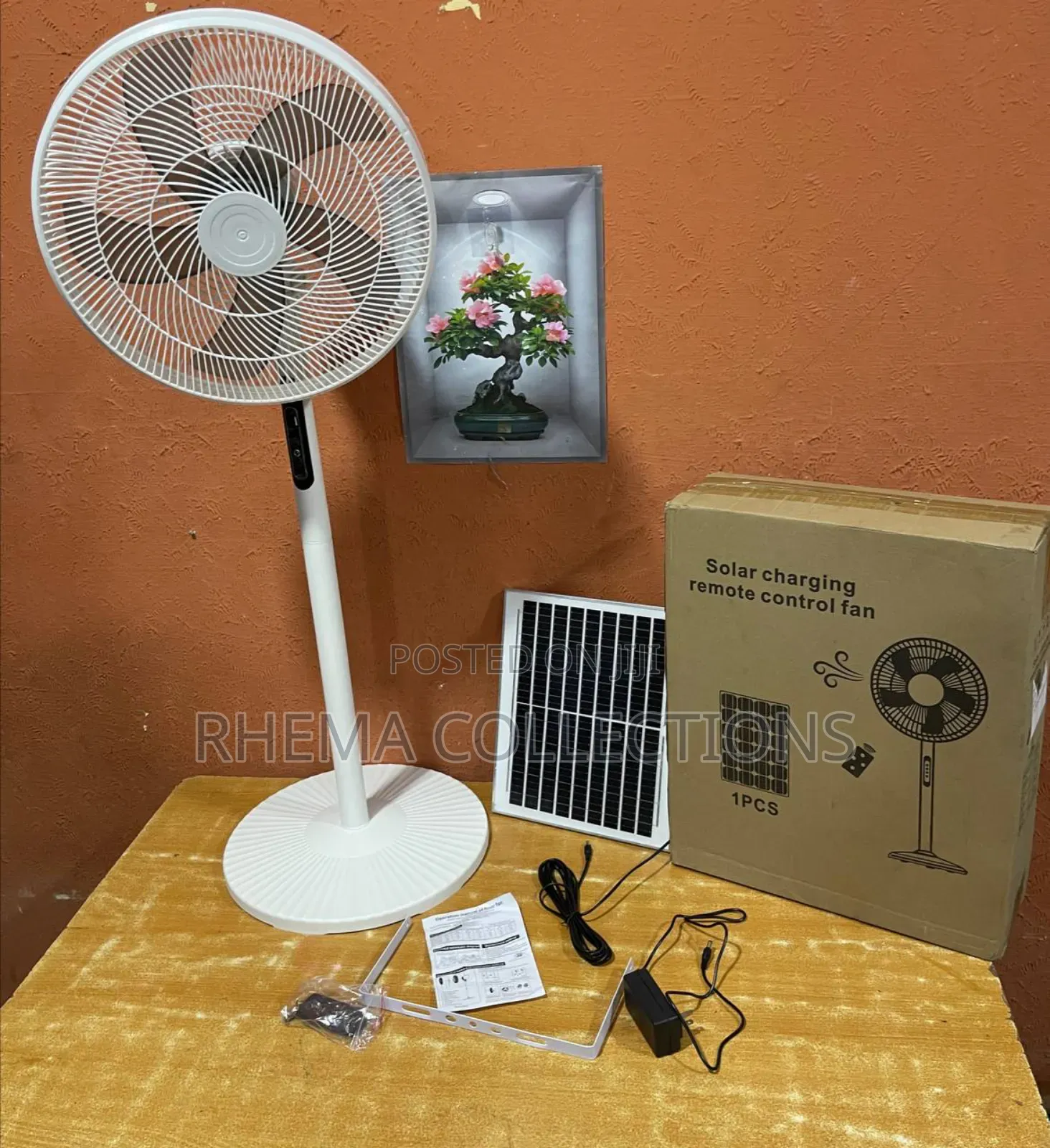 16inches Electric/Solar Powered Rechargeable Standing Fan