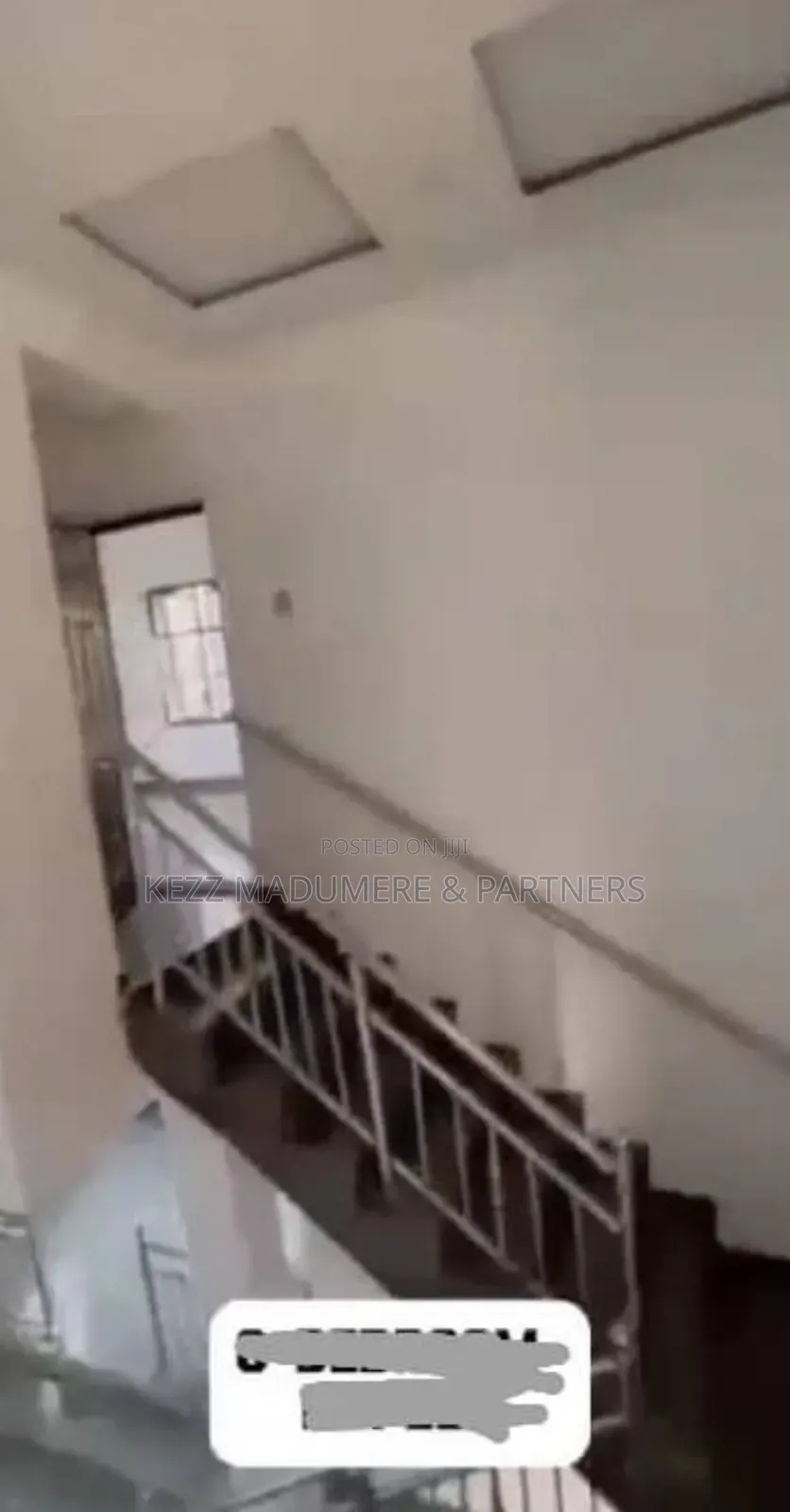 6bdrm Duplex in Off Nta Road , Port for sale