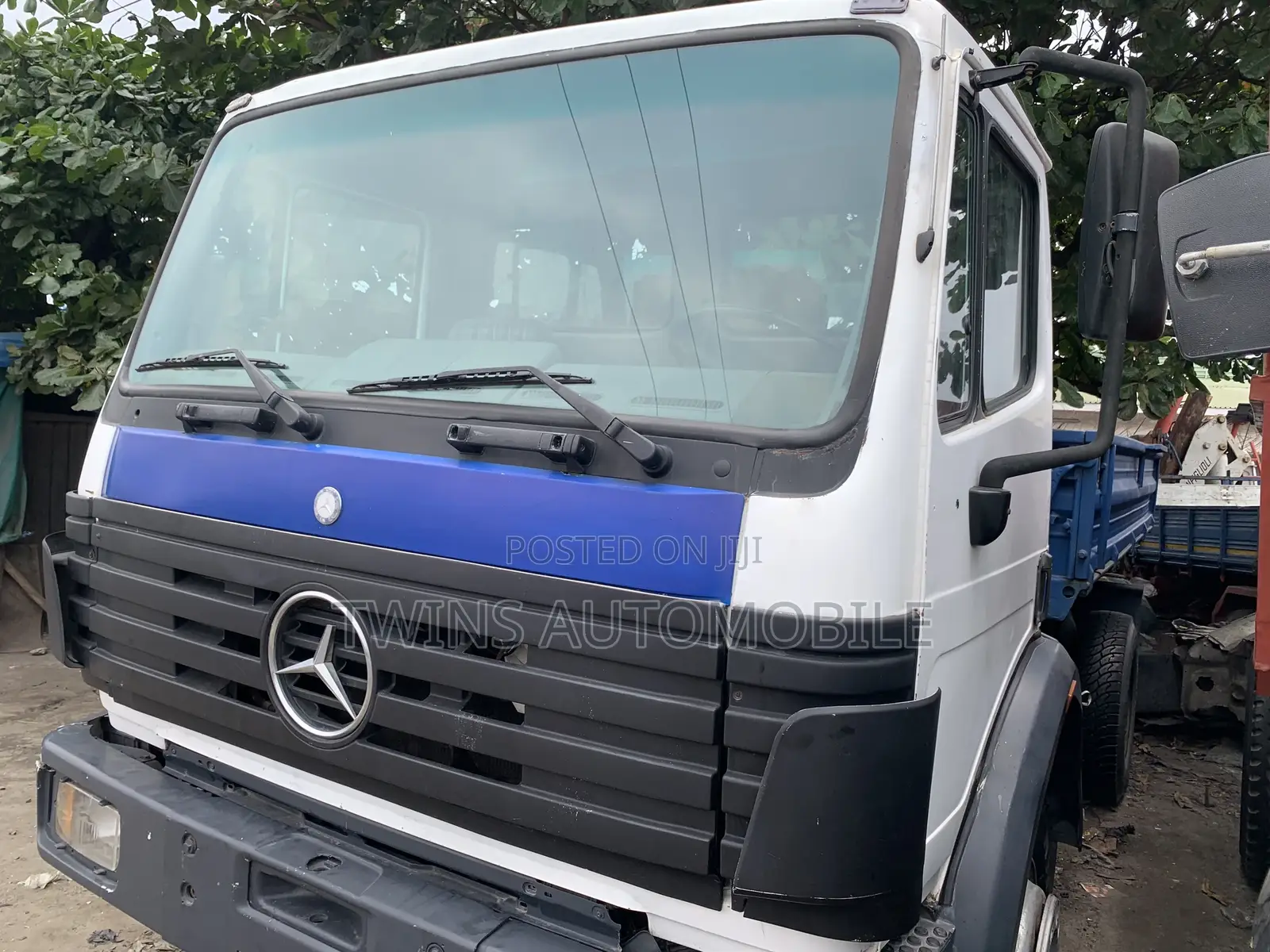 Mercedes-Benz Truck Tipper