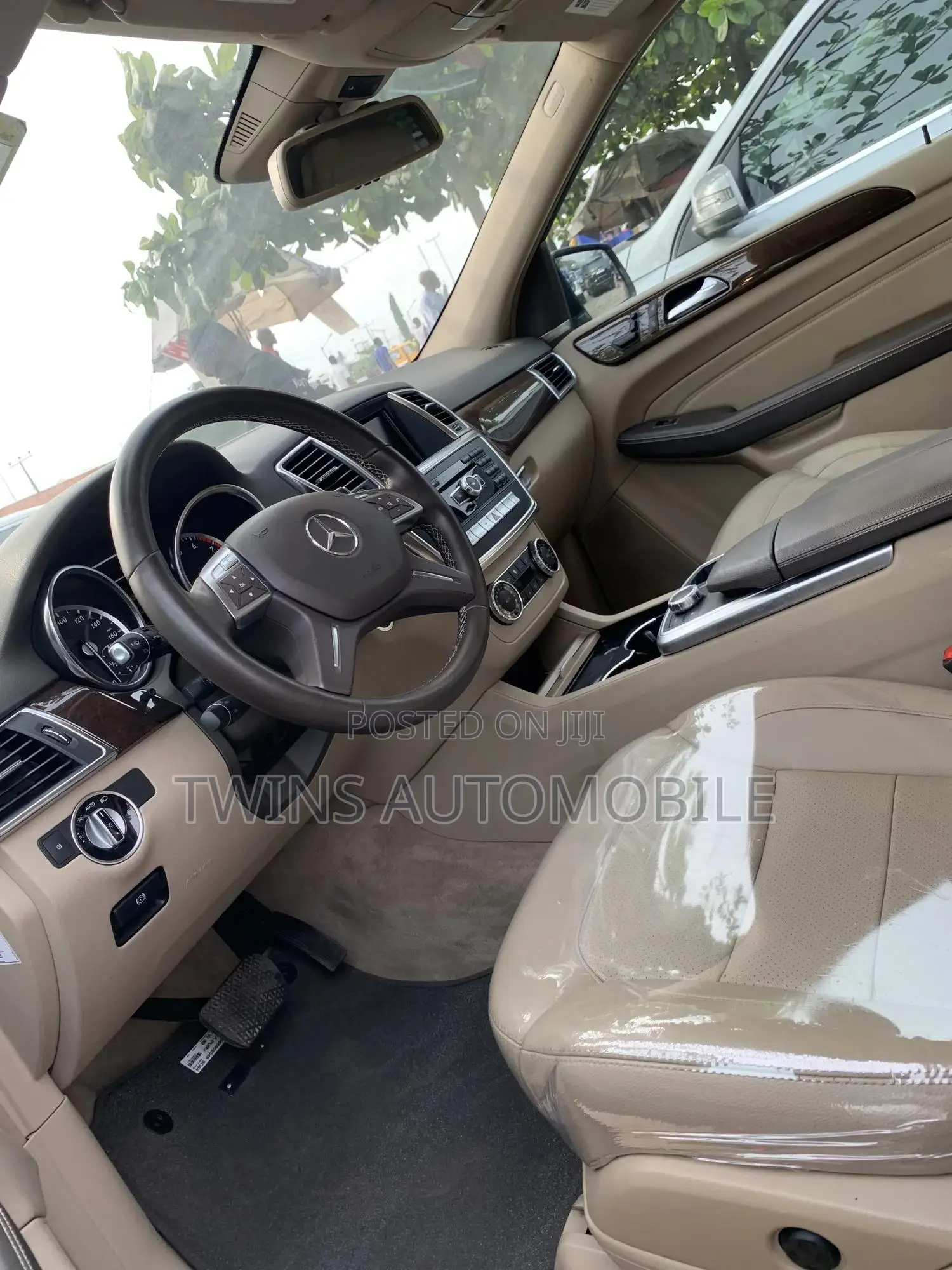 Mercedes-Benz M Class ML350 4MATIC 4dr SUV AWD (3.5L 6cyl 7A) 2014 Black