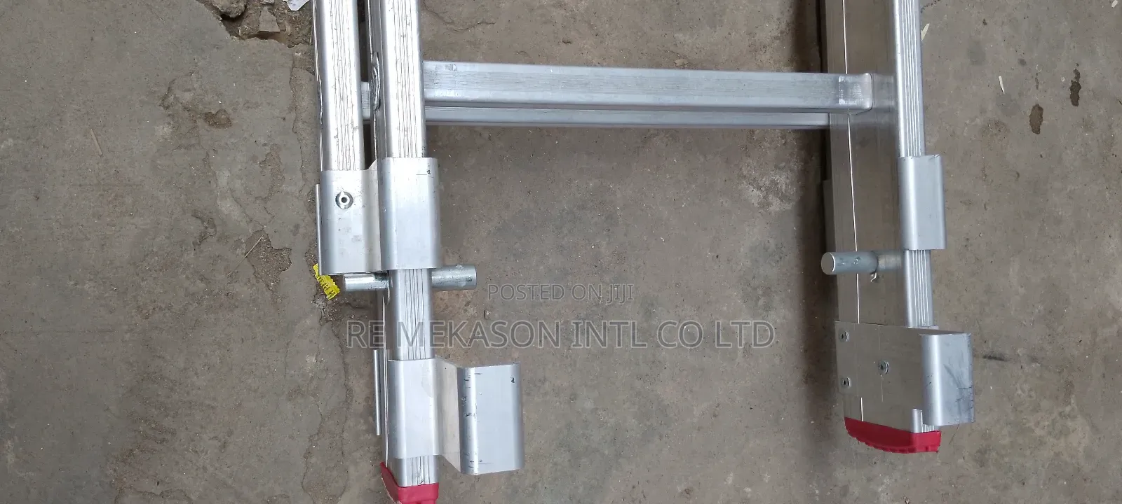 20x3 (60ft)Aluminum Industrial Heavy Duty Ladder