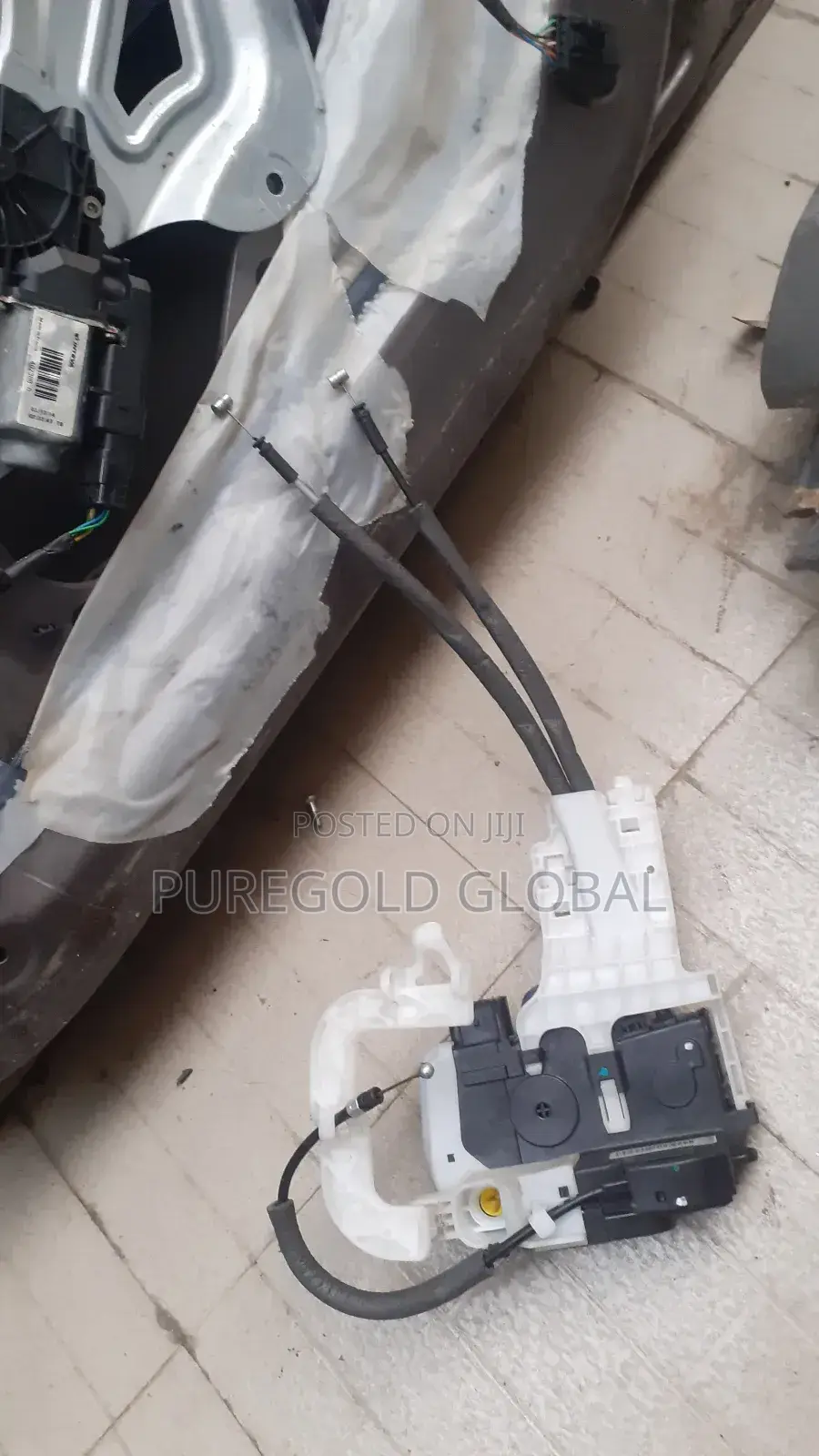 IX35 Door Latch (Catcher) 2011 and 2014