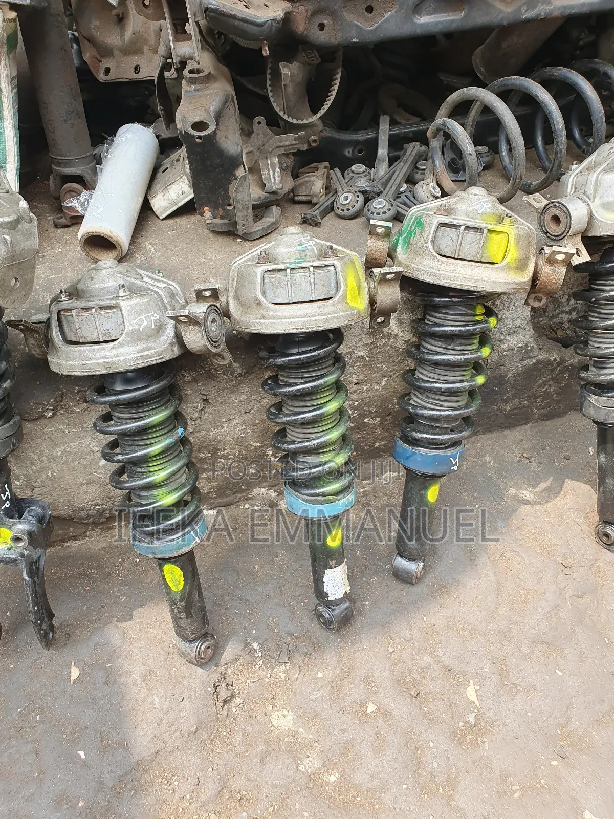 Front and Back Shock Absorber Audi Q7