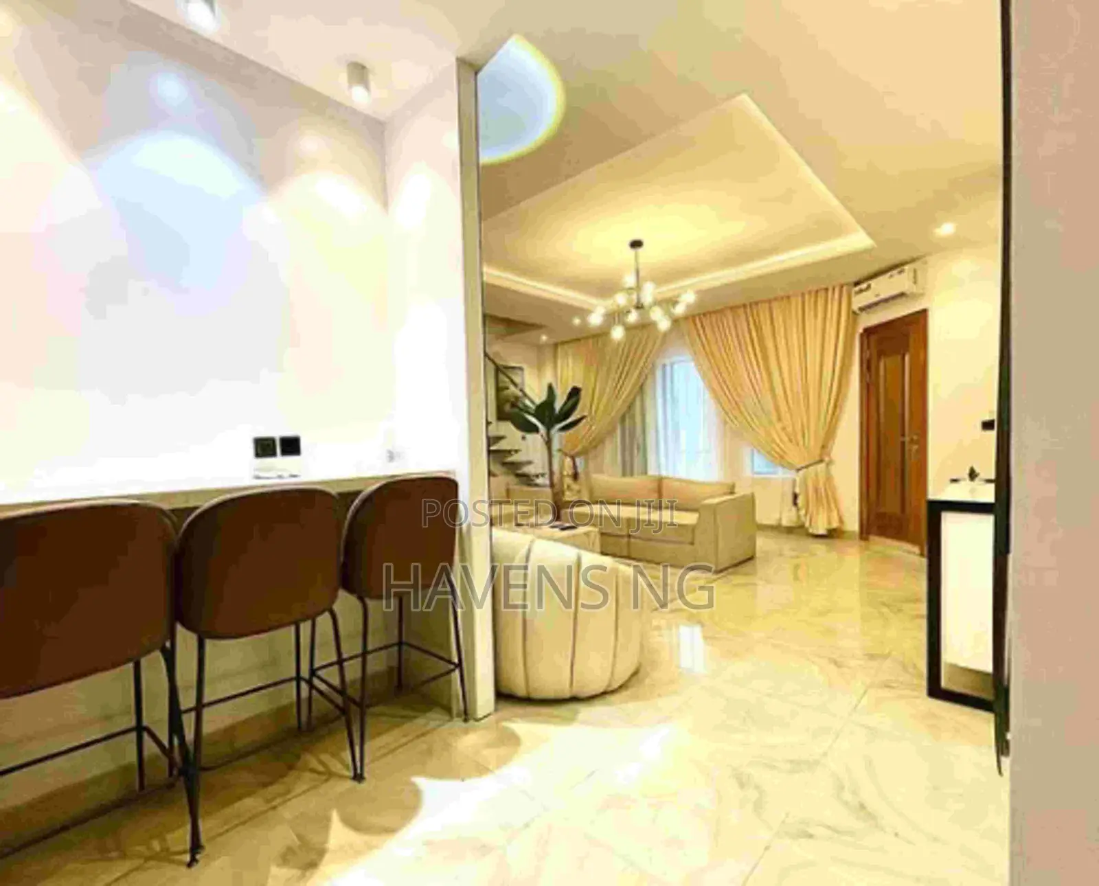 Luxurious 2 Bedroom Maisonette With Ps5 Swimming Pool