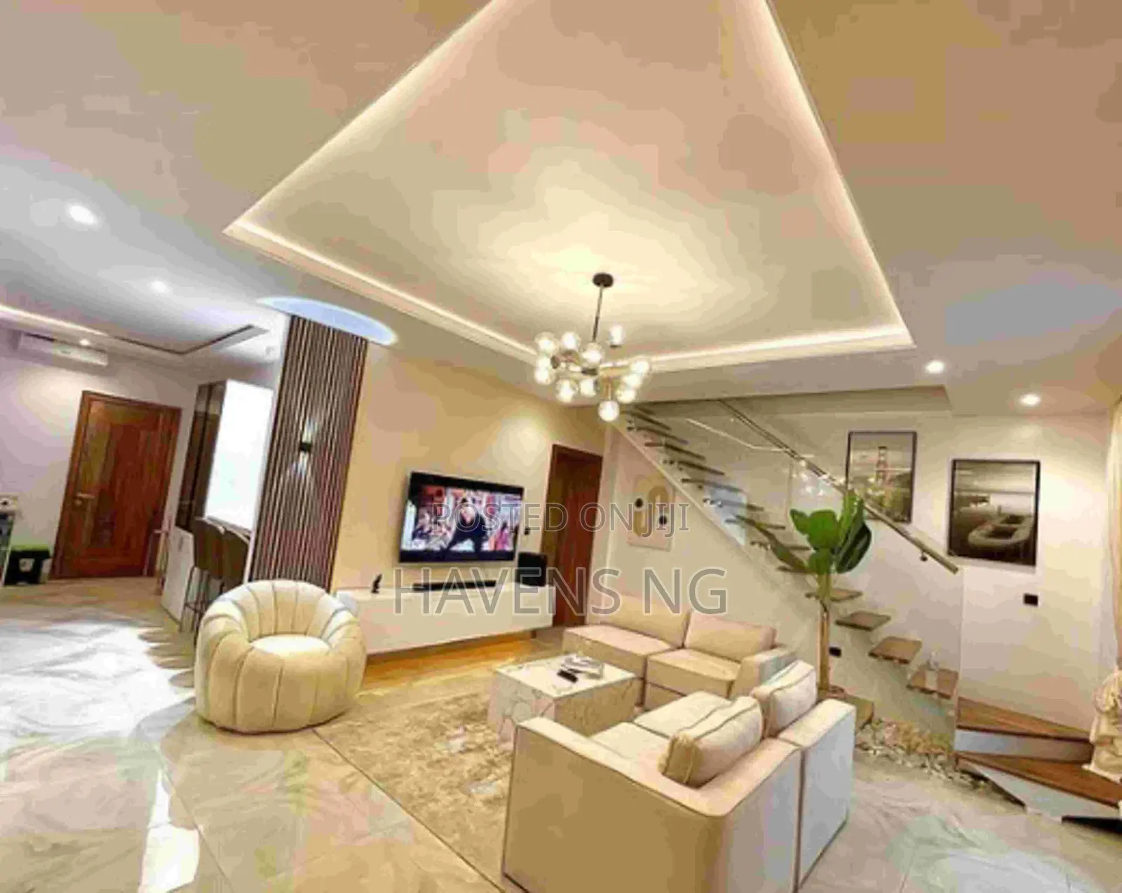 Luxurious 2 Bedroom Maisonette With Ps5 Swimming Pool