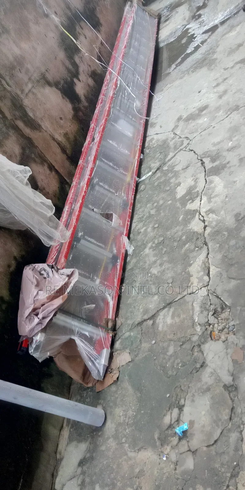 18x2(36ft) Heavy Duty Fiberglass Extension Ladder