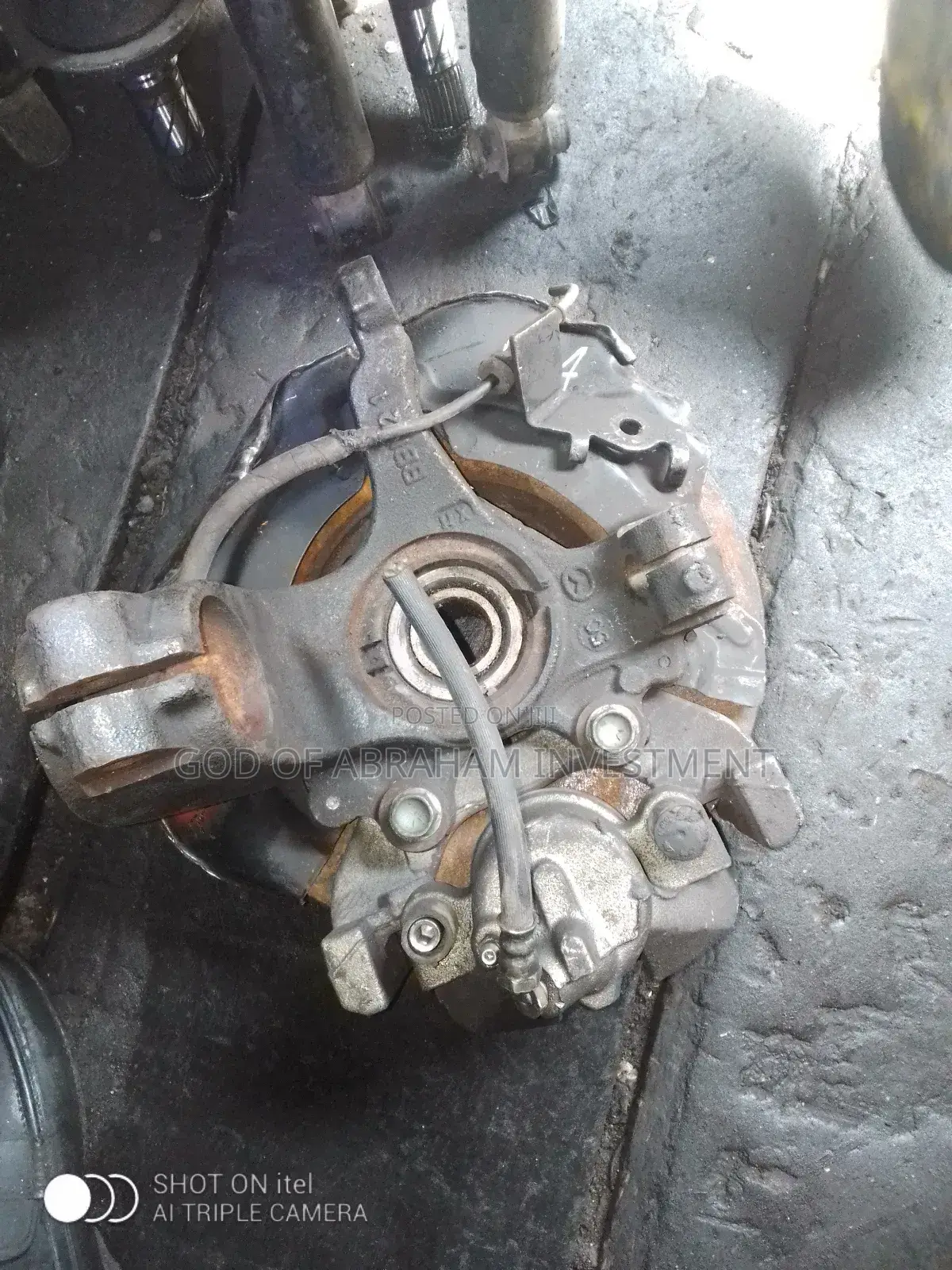 Hub for Mazda 3 Complete With Shock Absorber