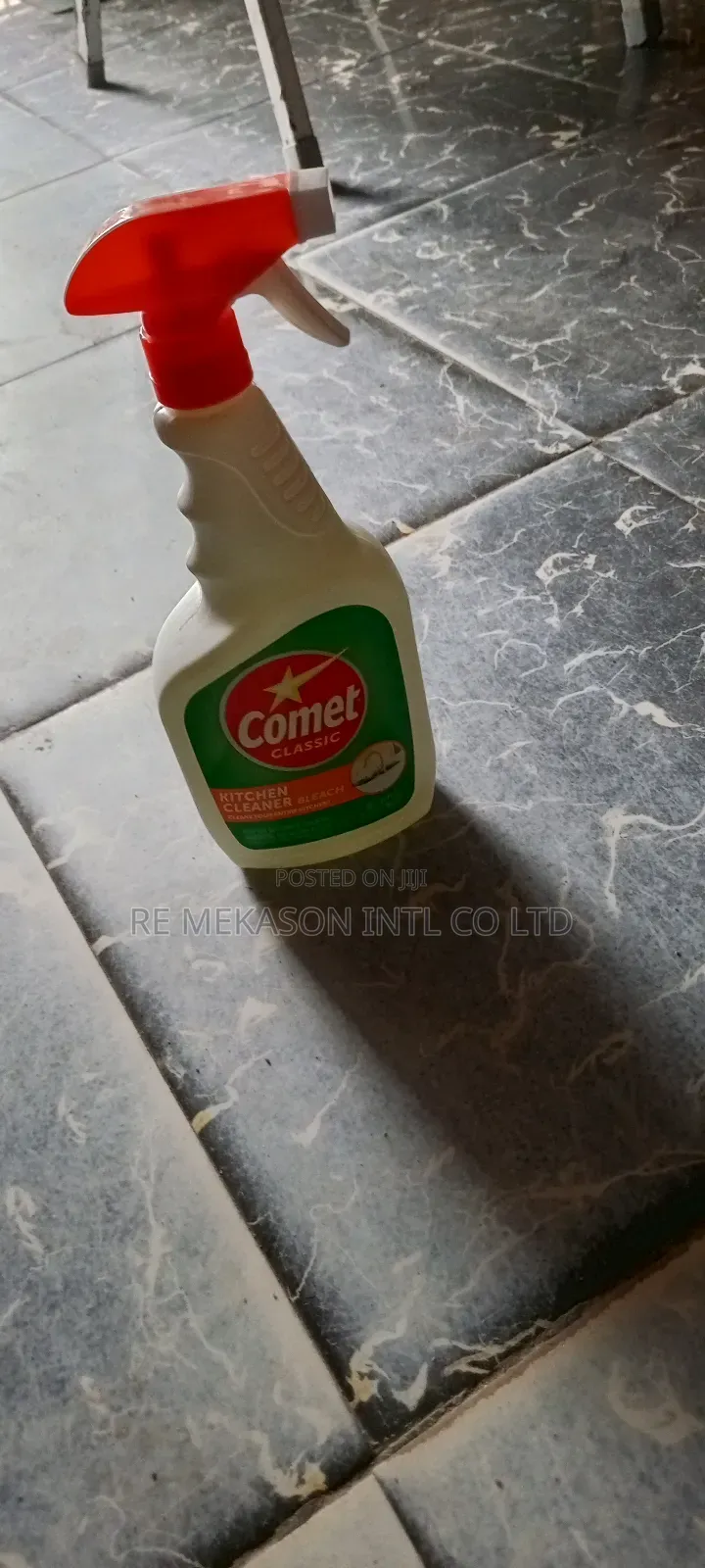 Comet Classic Kitchen Cleaner Bleach