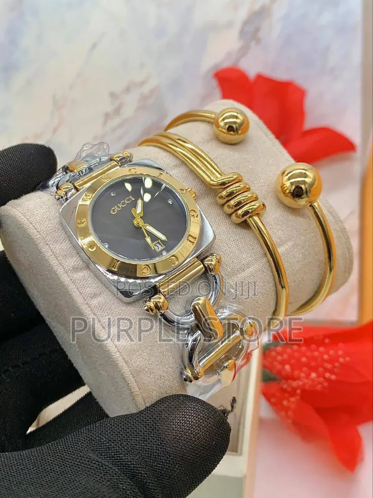 Gucci Women~Watch~ ~Bracelets~Set