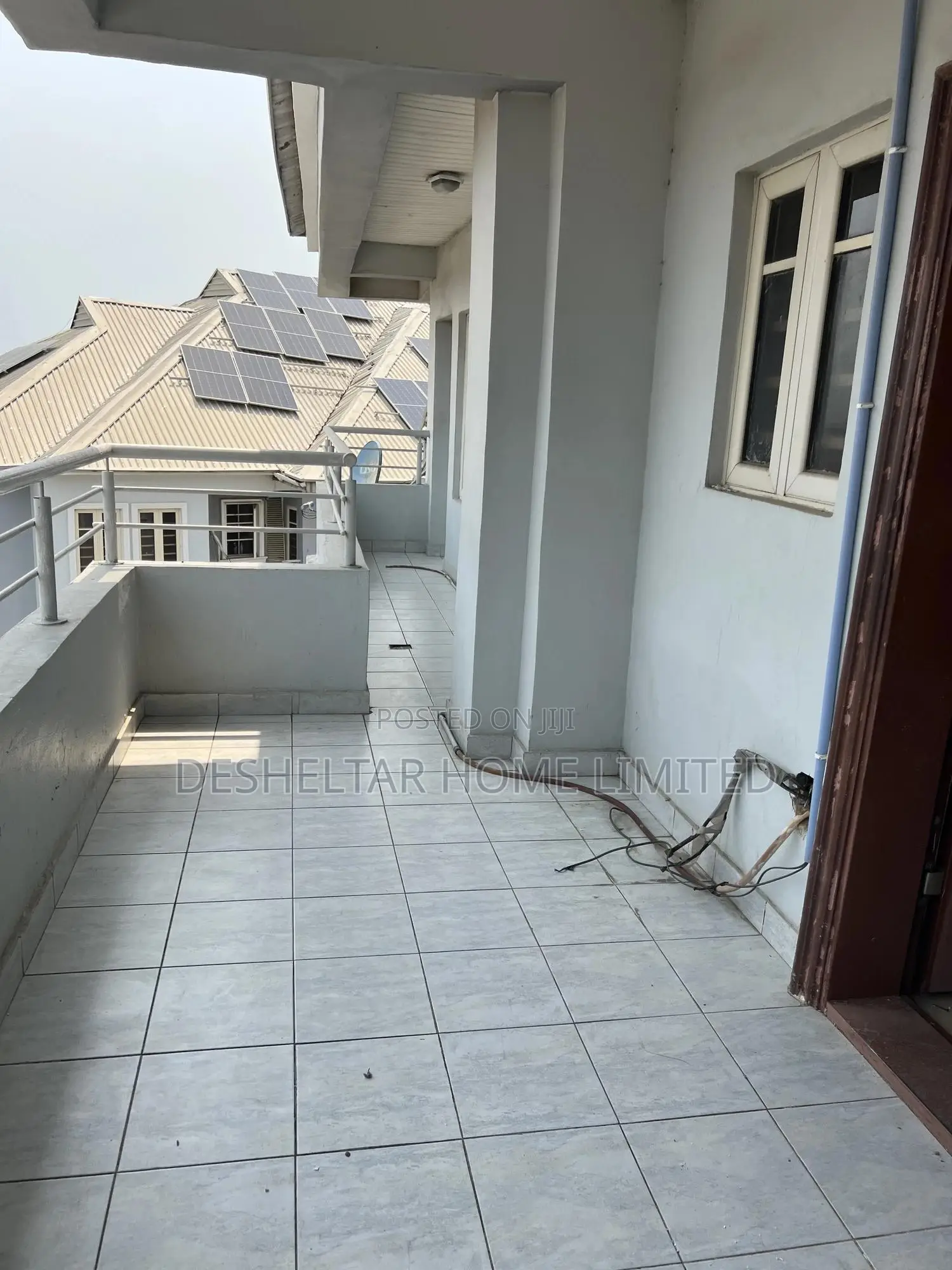 3bdrm Shared Apartment in Tpdc Building, Lekki for rent