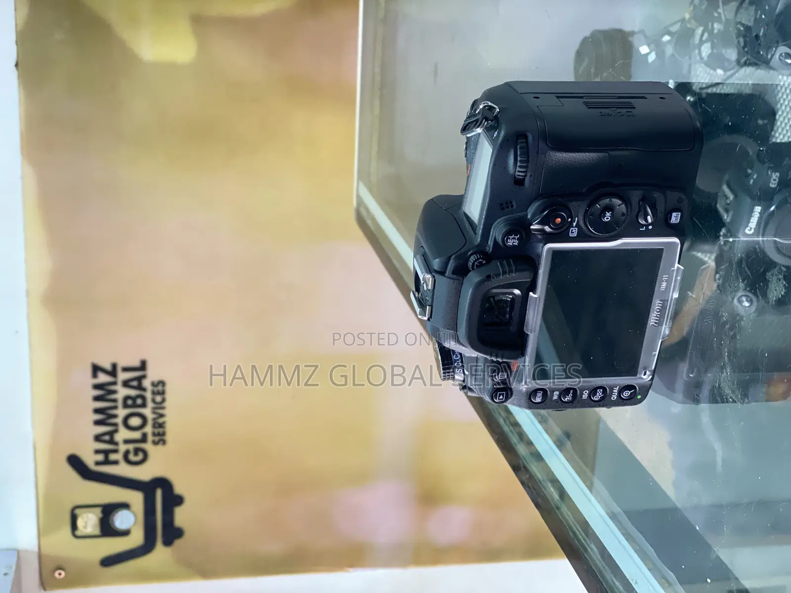 Nikon D7000 16.2MP Digital SLR Camera Body