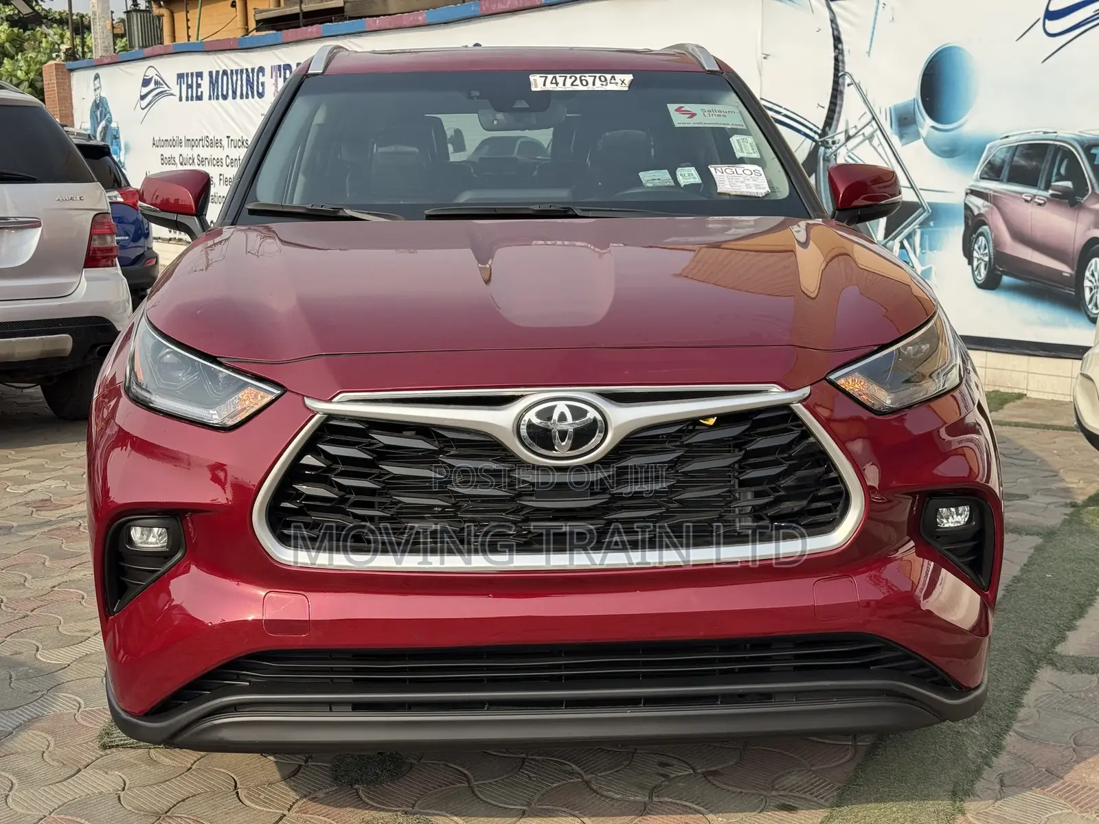 Toyota Highlander XLE 2022 Burgundy