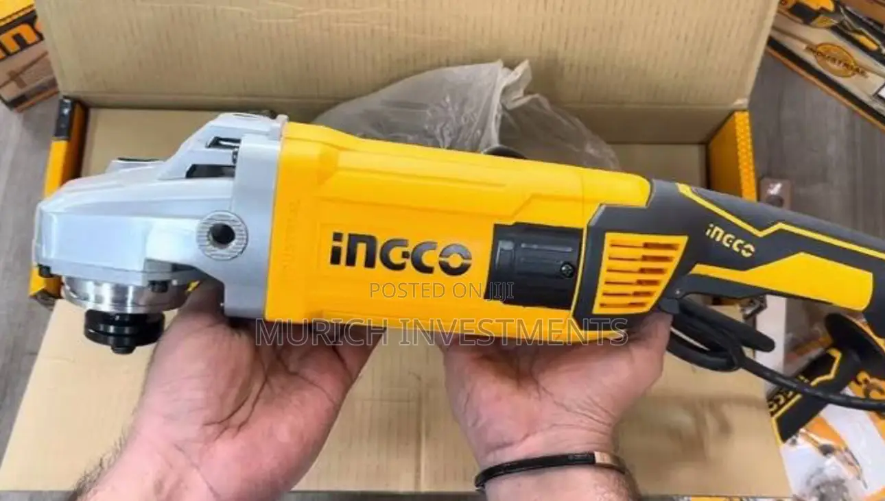 2000W Professional Angle Grinder With 1 Extra Carbon Brushes