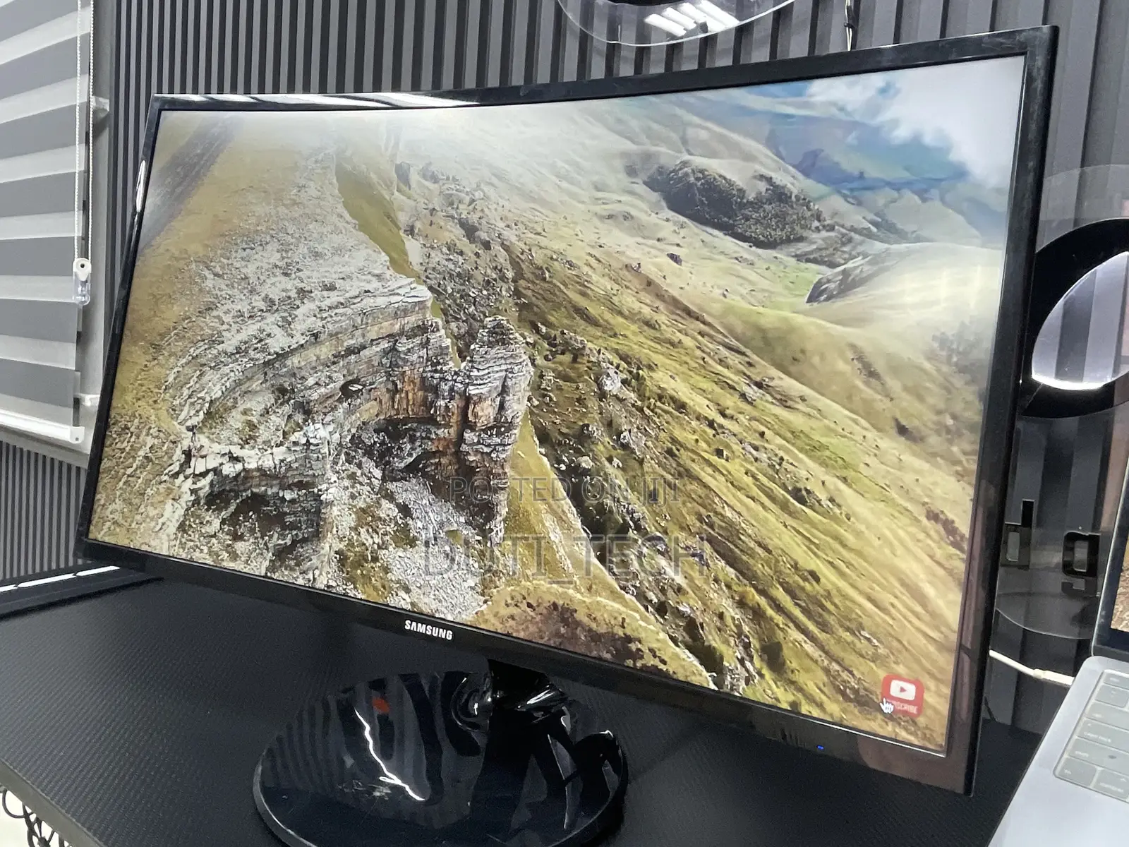 Samsung Curved 27” Full Hd Monitor