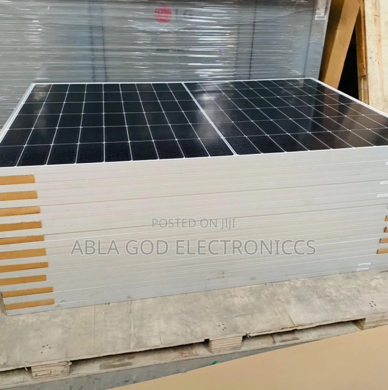650watt Canadian Mono Crystalline Panel 44cell Brand New.